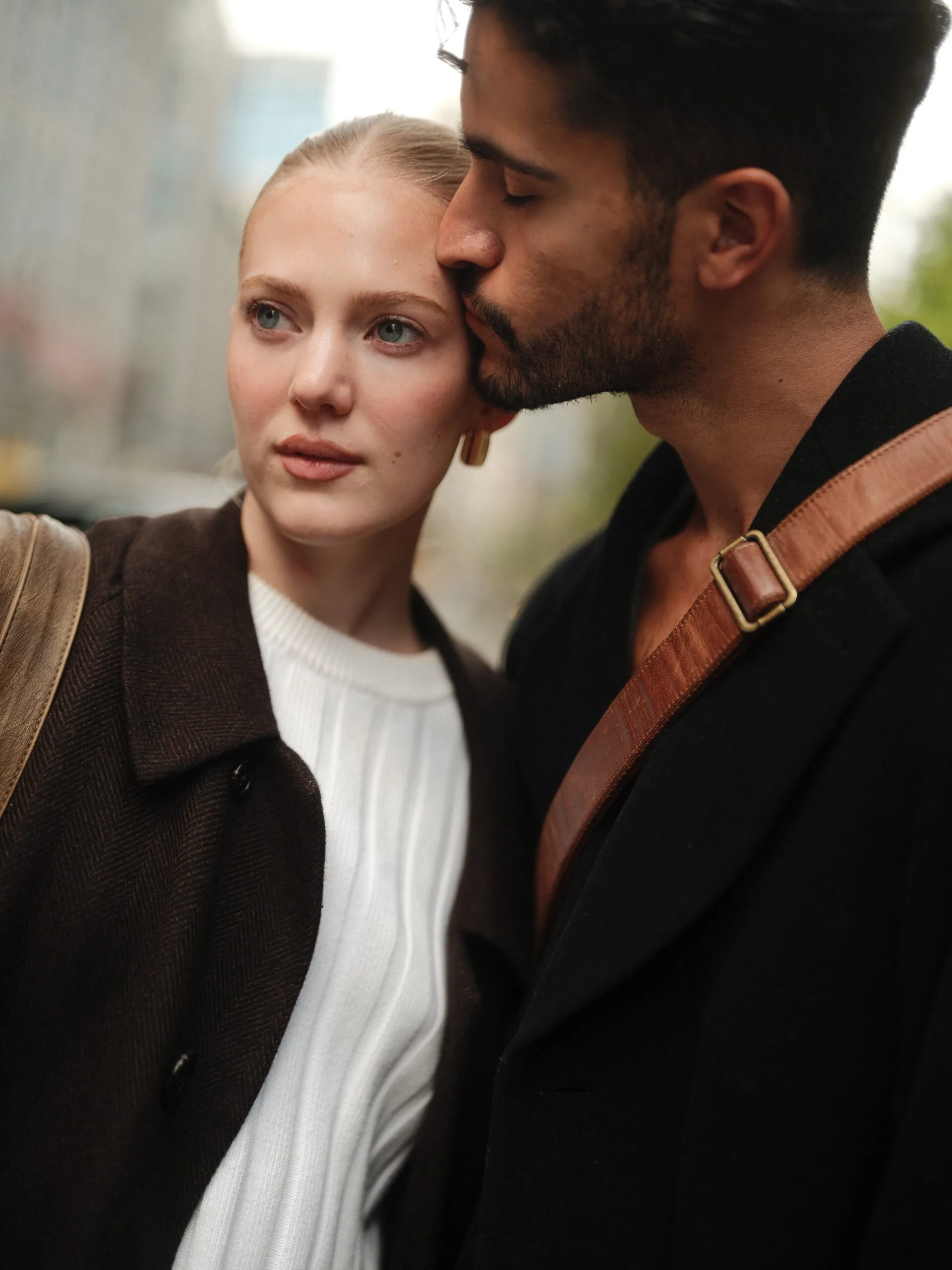 Juan and Rhylan couple portrait in New York City