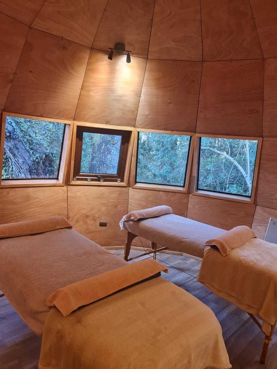 Masaje Relajación o Descontracturante en Aremko Spa Puerto Varas - foto 3