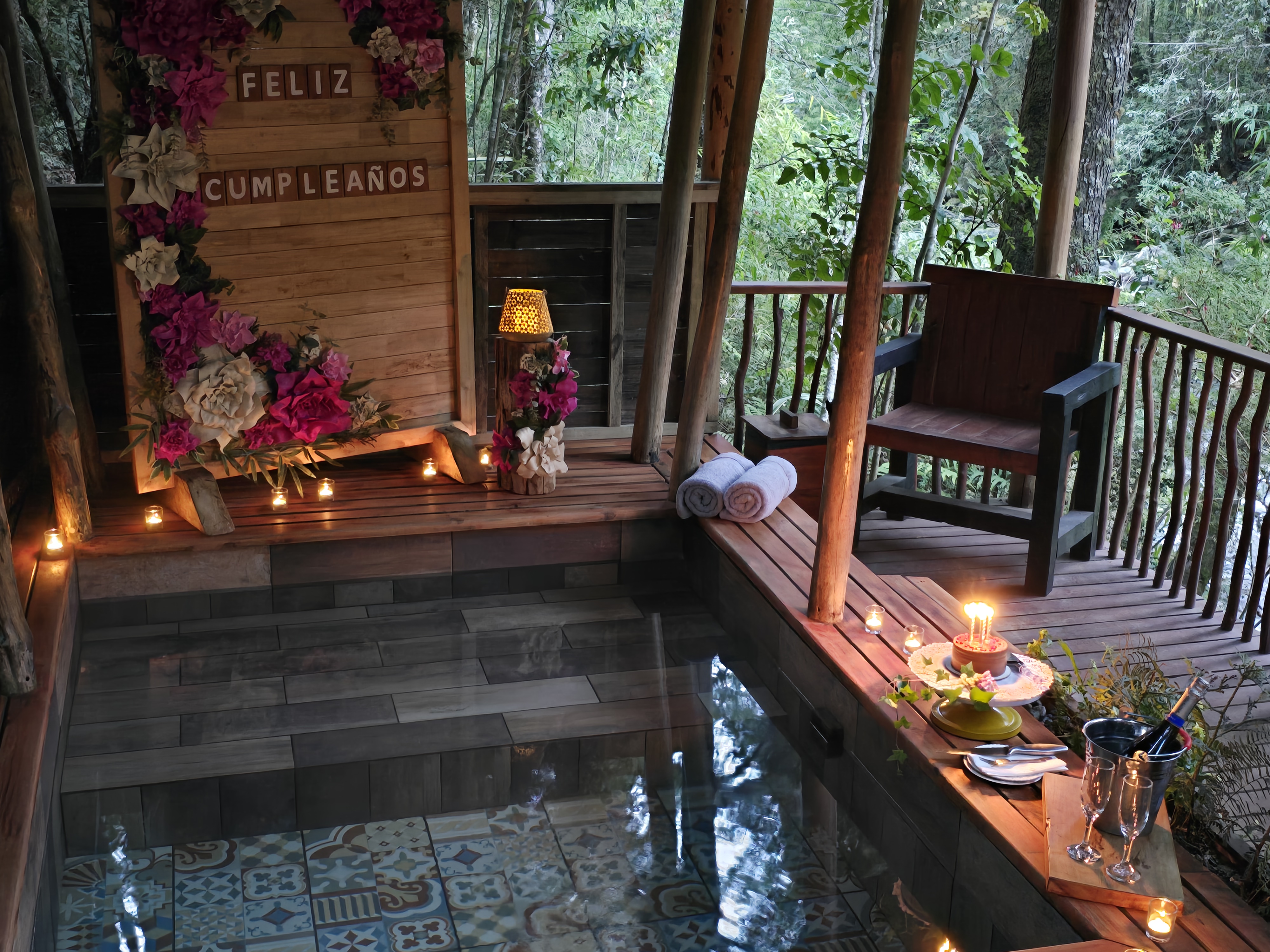 Decoración cumpleaños C2 Dama