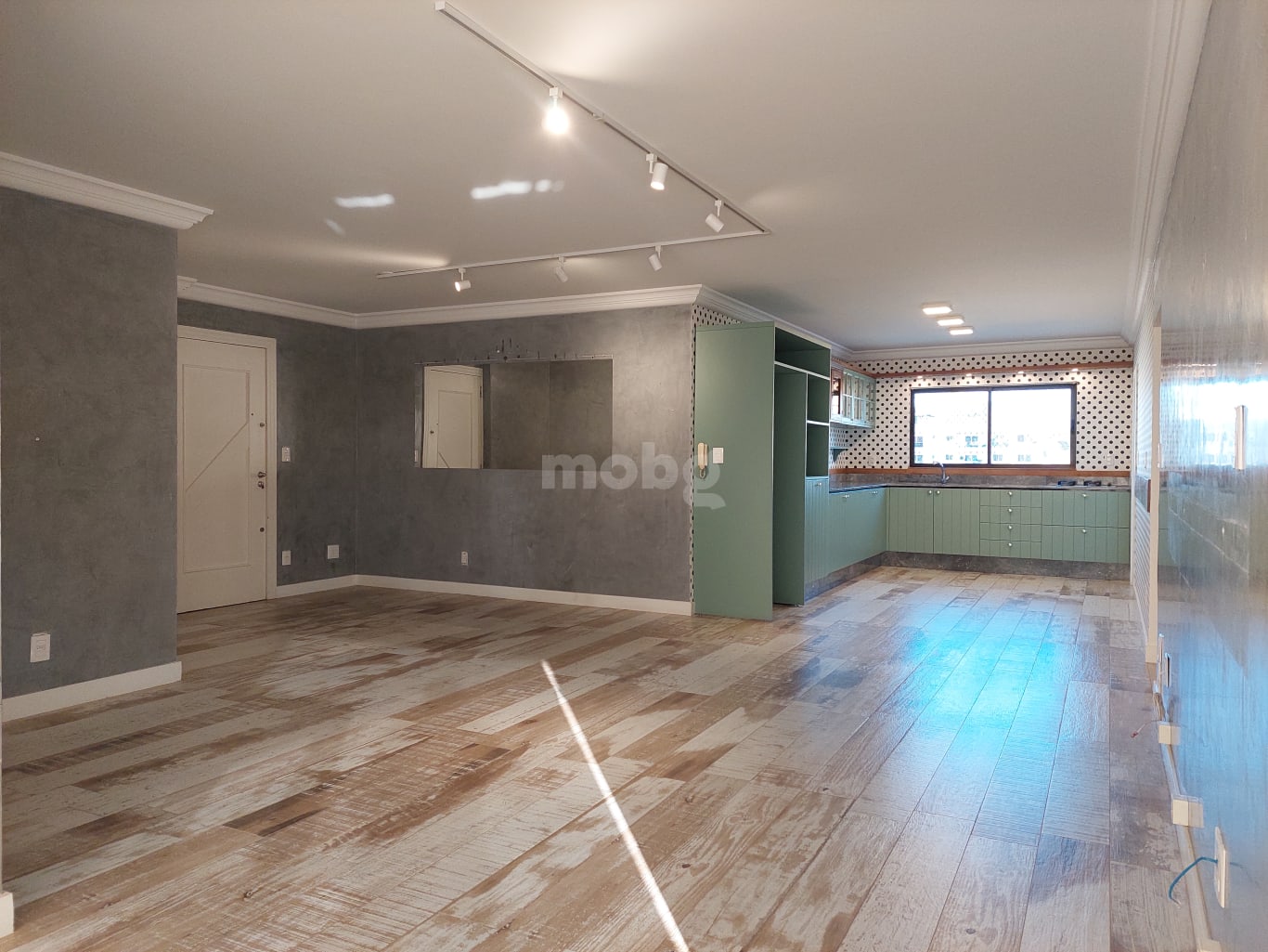 Apartamento para alugar com 4 quartos