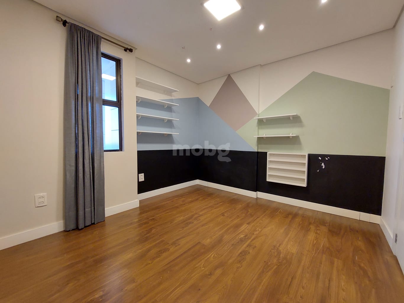 Apartamento para alugar com 4 quartos