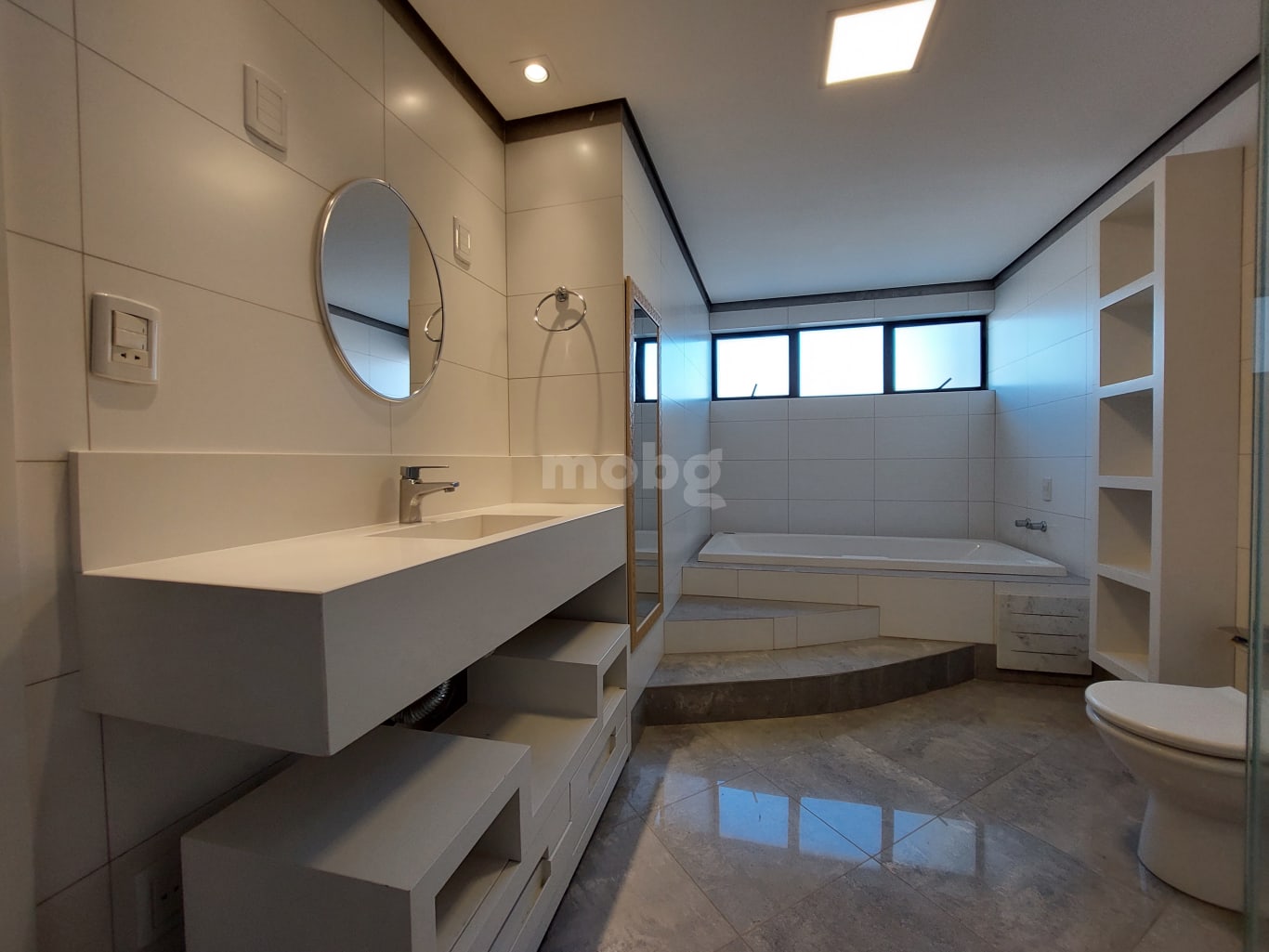 Apartamento para alugar com 4 quartos