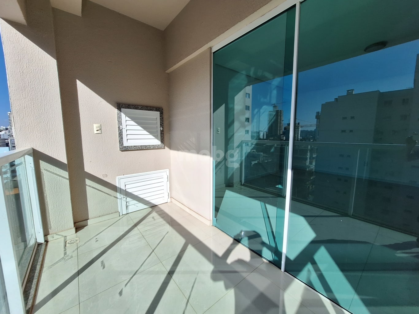 Apartamento para alugar com 2 quartos
