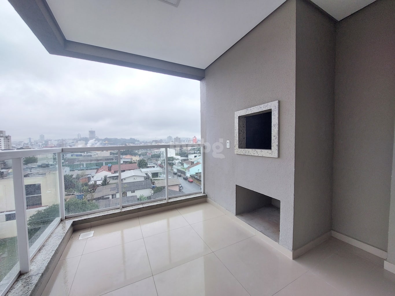 Apartamento para alugar com 3 quartos