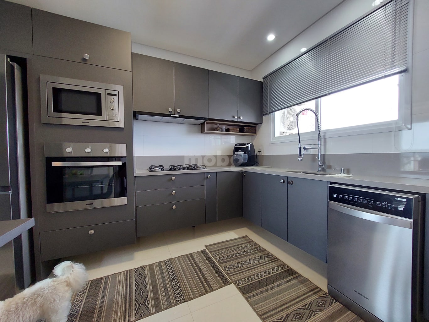 Apartamento para alugar com 3 quartos