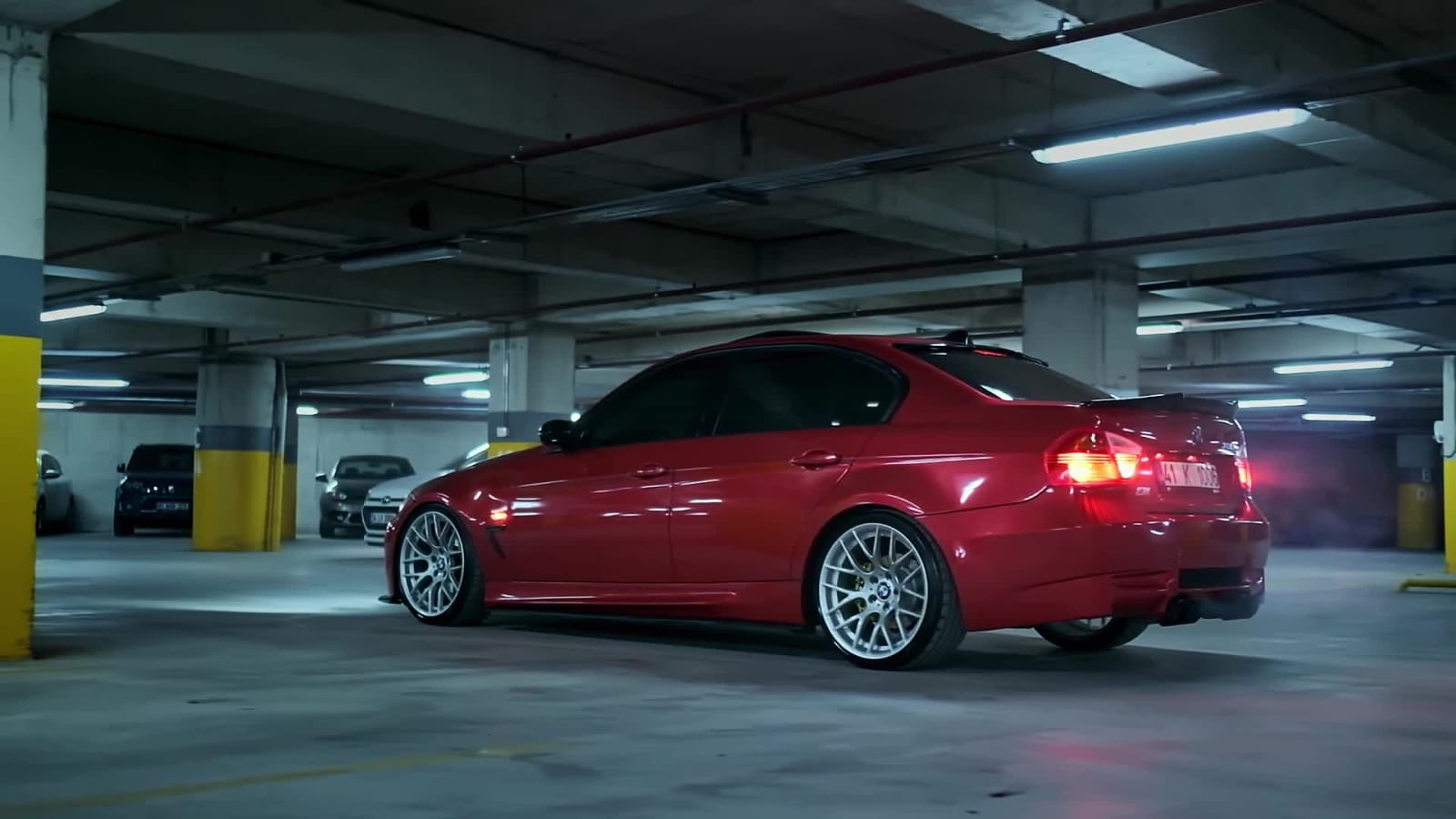 E90 Redline Street