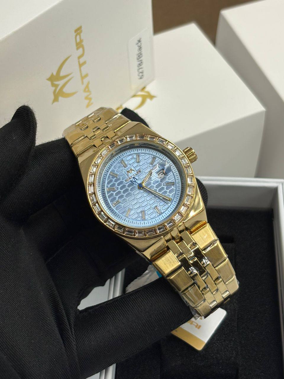 Matturi Classic Gold Luxury Watch 3