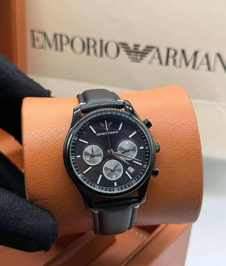 Emporio Armani Classic Chronograph 10