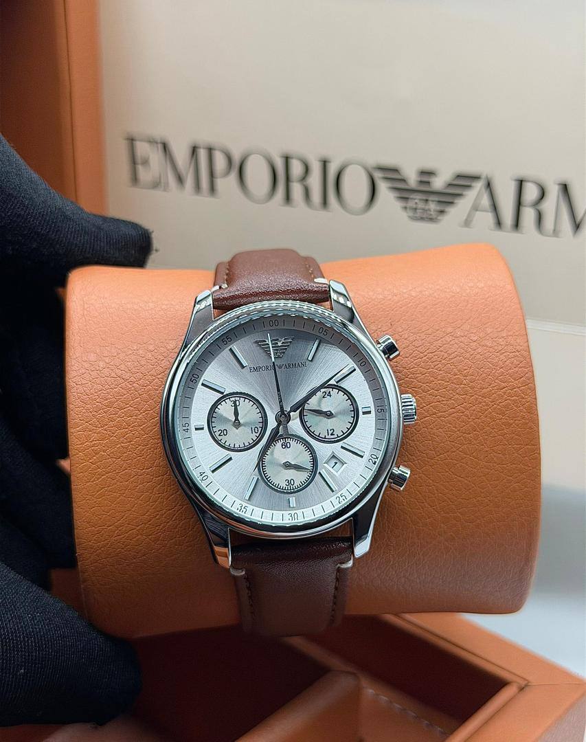 Emporio Armani Classic Chronograph 9