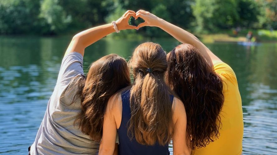 Your guide to the different types of summer camps for kids