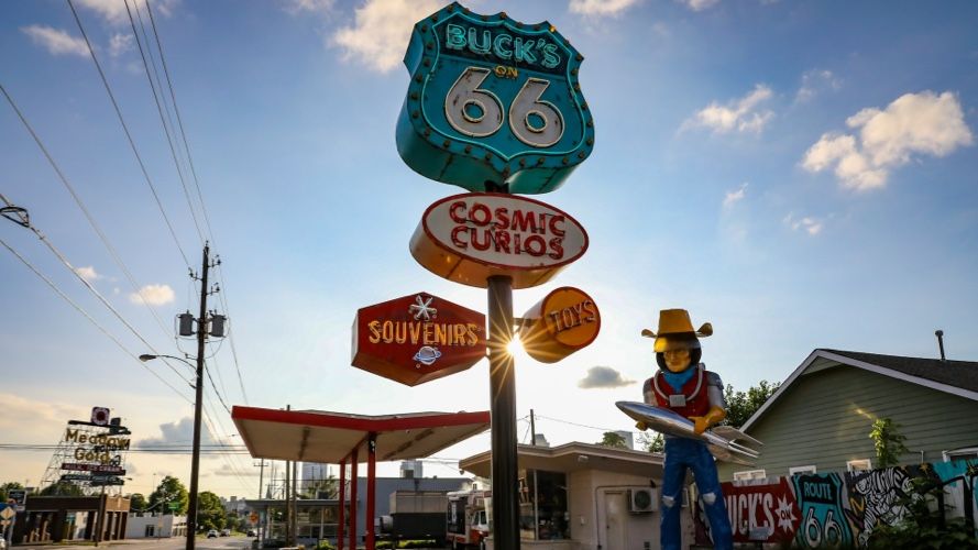 The best summer camps in Oklahoma, USA.