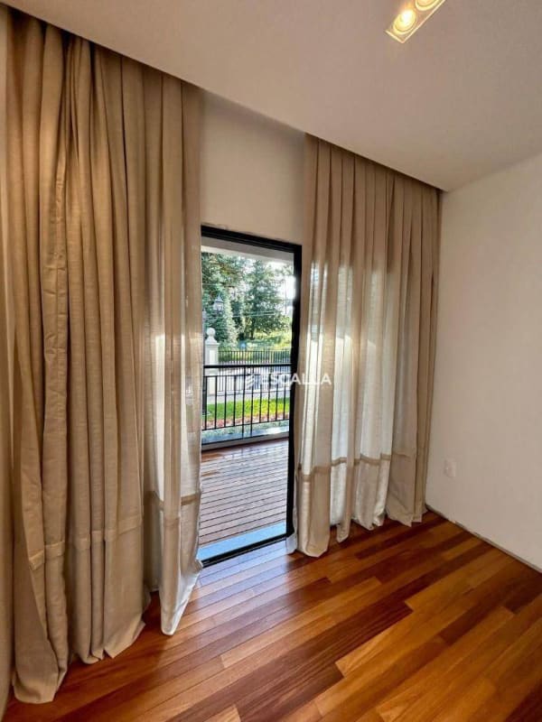 Apartamento giardino à venda no centro de Campo Alegre | Refúgio Das Araucárias
