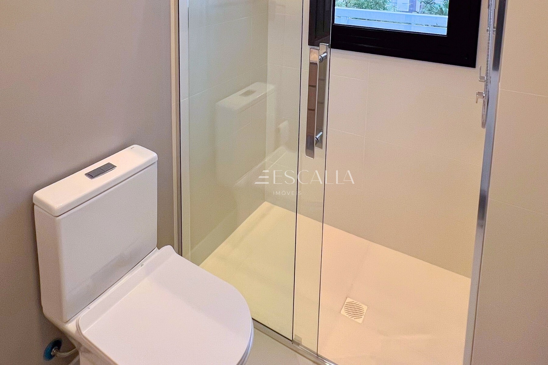 Apartamento semimobiliado à venda no bairro Atiradores | Vitrium Art