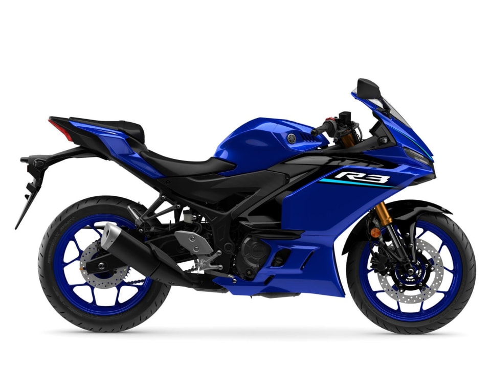 Yamaha R3 görsel 1