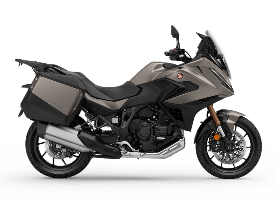 Honda NT1100 görsel 1