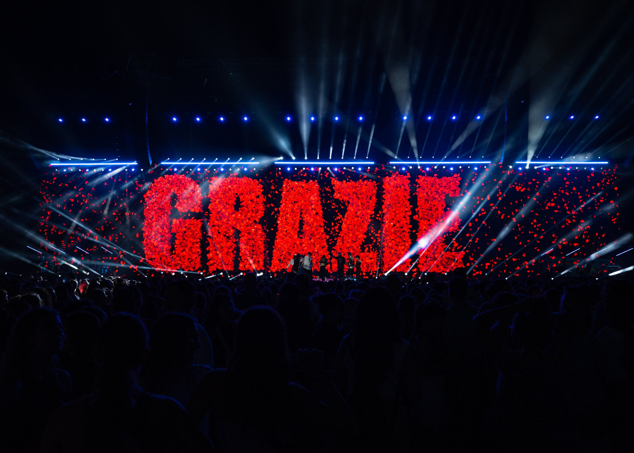 Tiziano Ferro stadium tour visuals by Comix