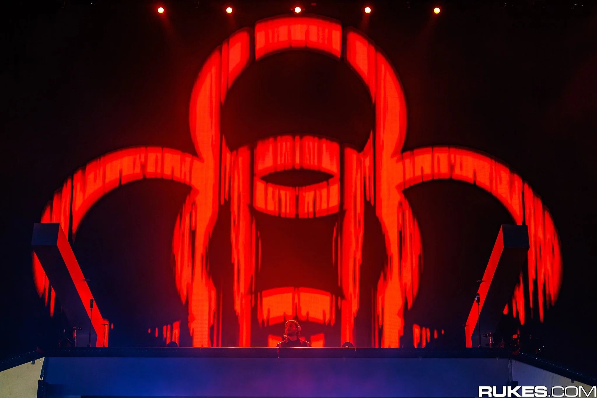MDL Beast Soundstorm festival visuals by Comix