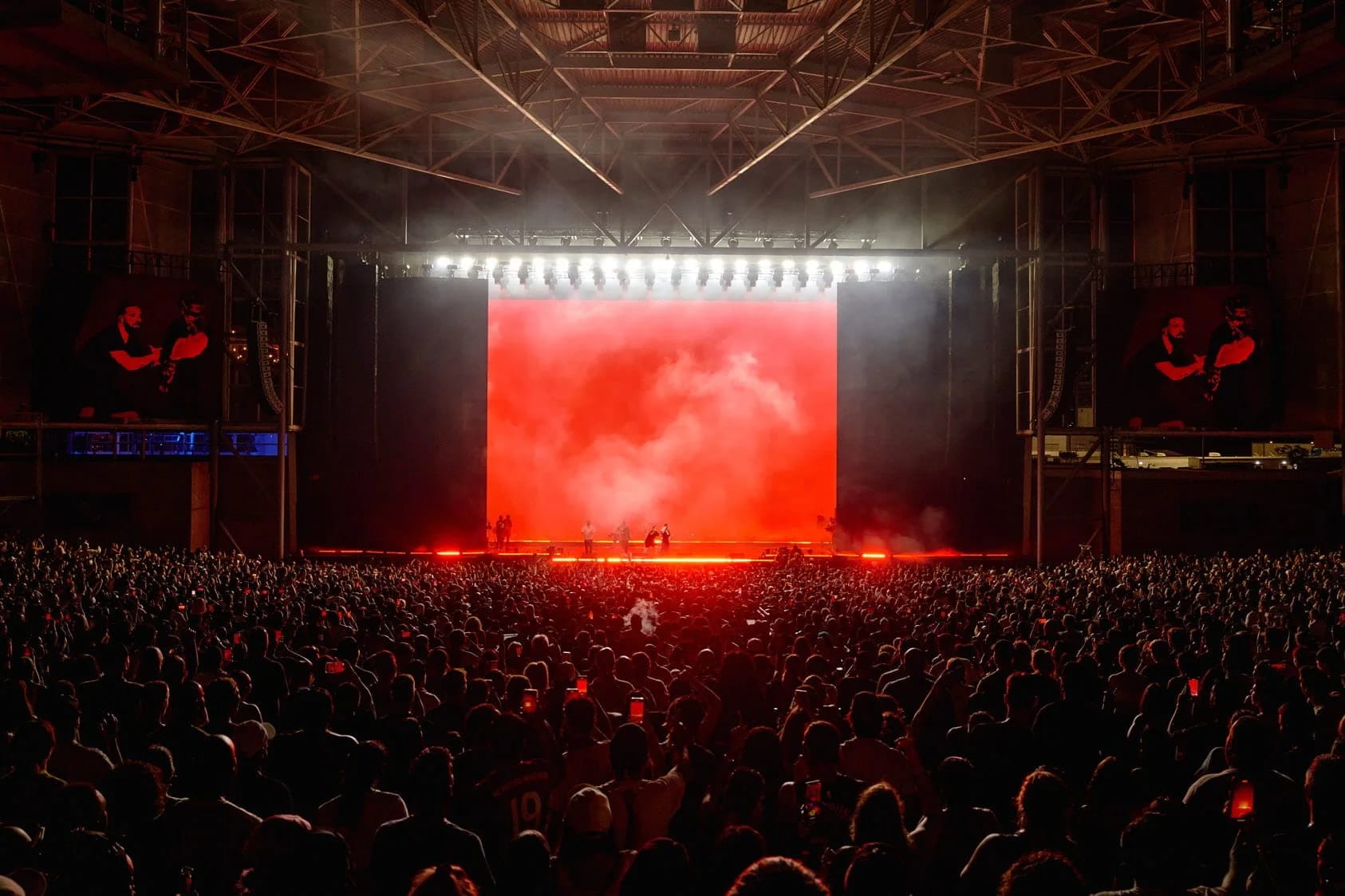 Drake Honestly Nevermind tour visuals by Comix
