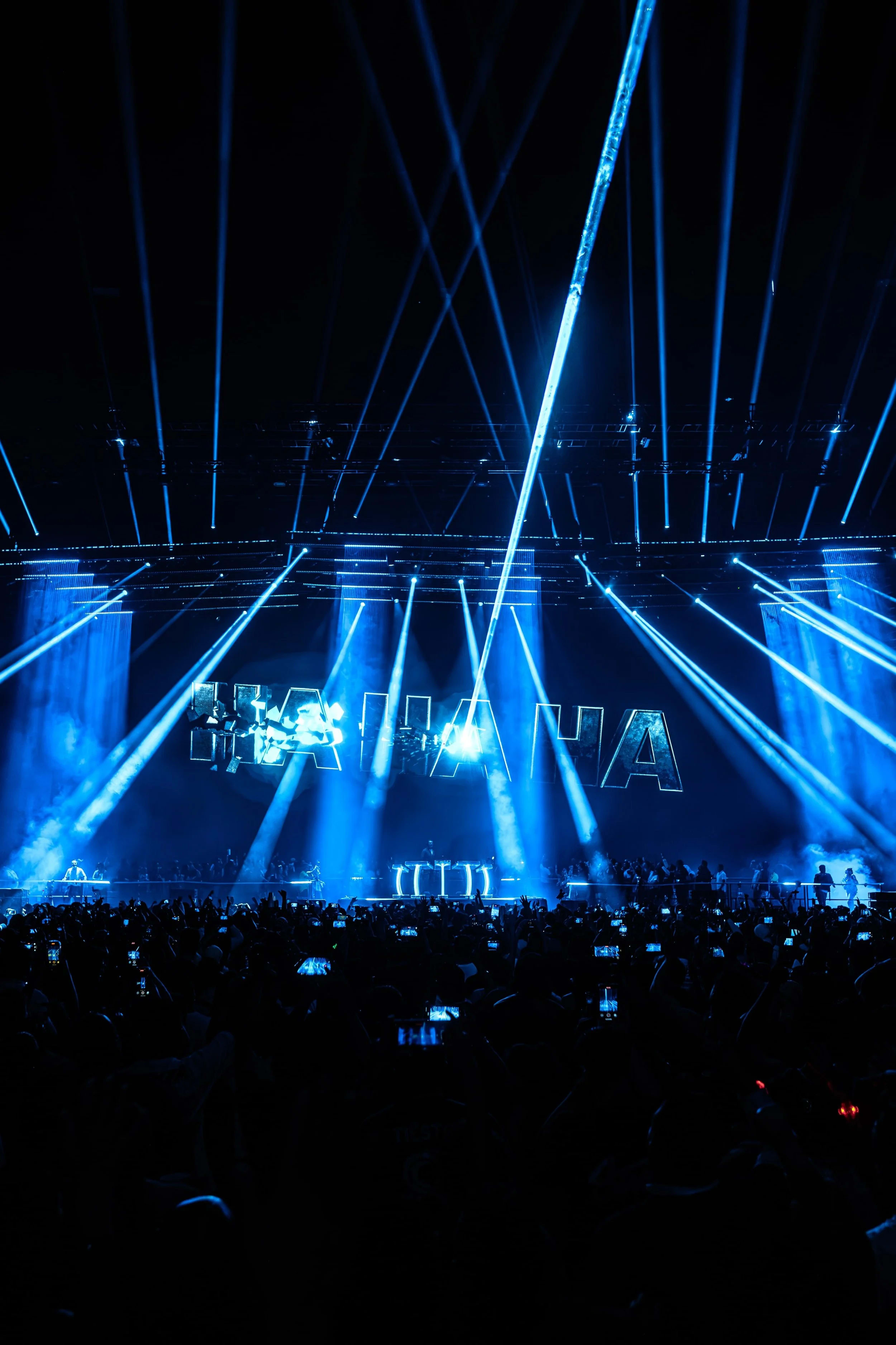 Tiësto Prismatic tour visuals by Comix