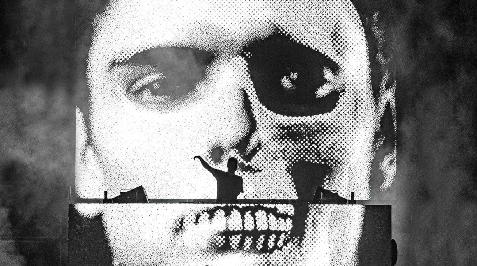 Martin Garrix live show visuals by Comix