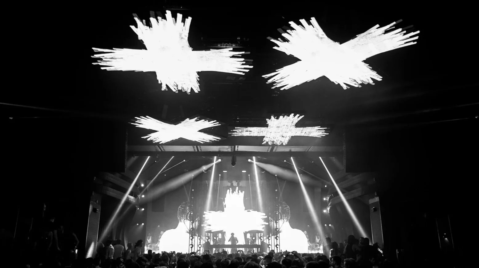 Martin Garrix live show visuals by Comix