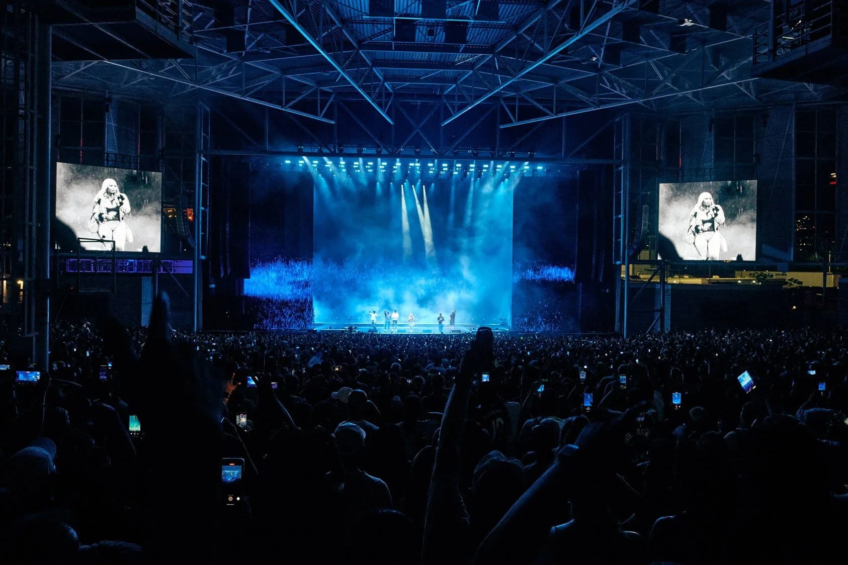 Drake Honestly Nevermind tour visuals by Comix