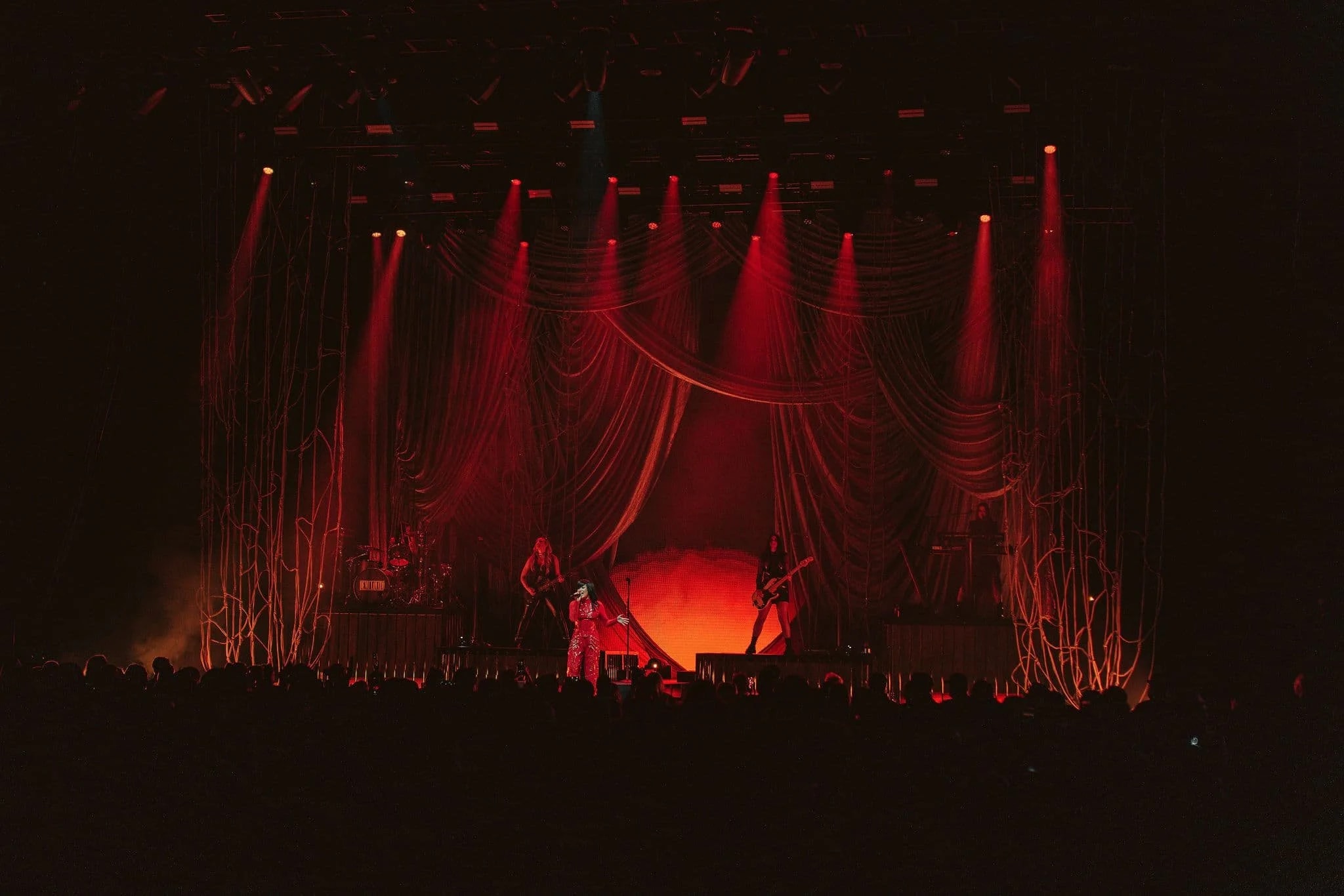Demi Lovato tour stage visuals by Comix