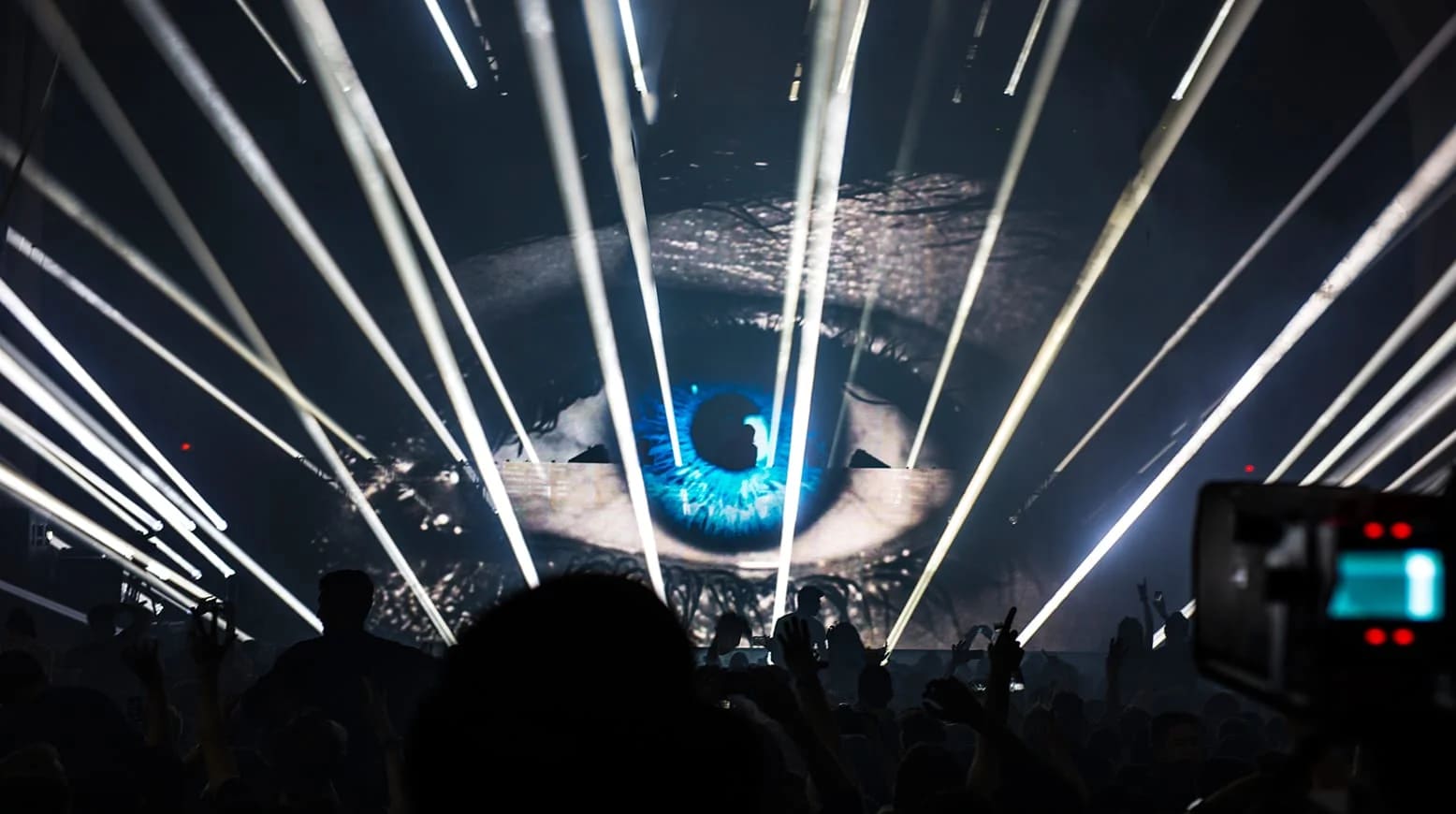 Alesso live show visuals by Comix
