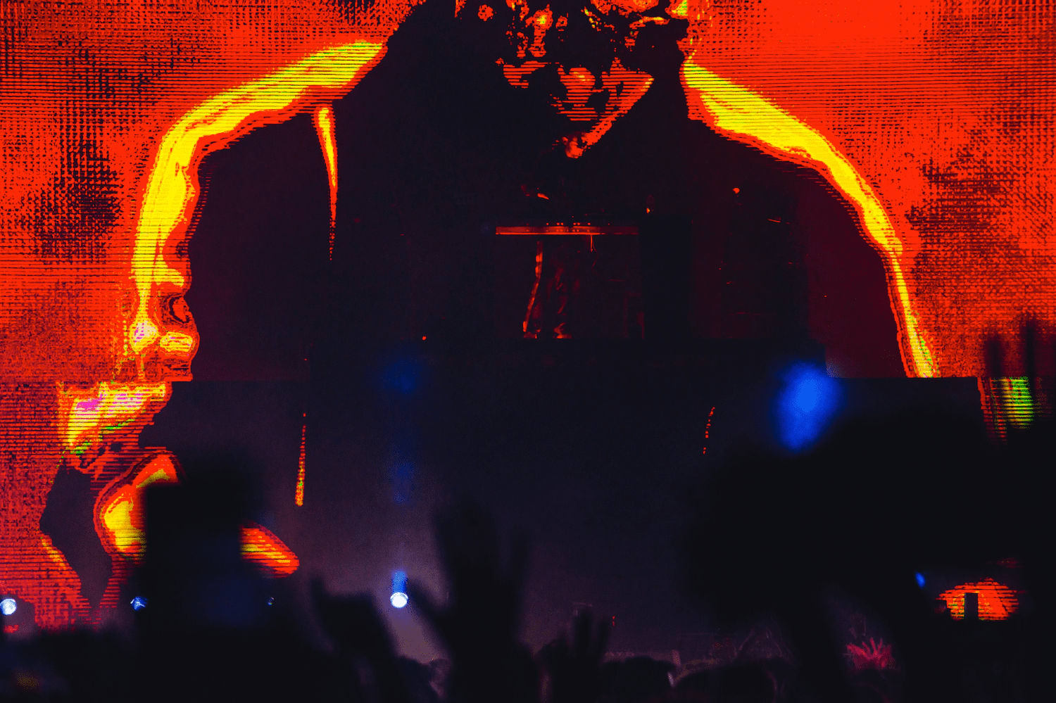 DJ Snake live show visuals by Comix