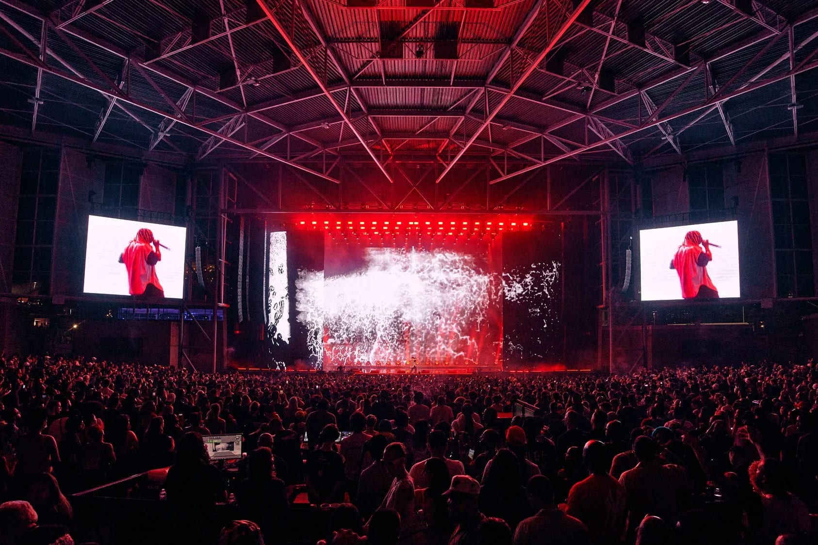 Drake Honestly Nevermind tour visuals by Comix