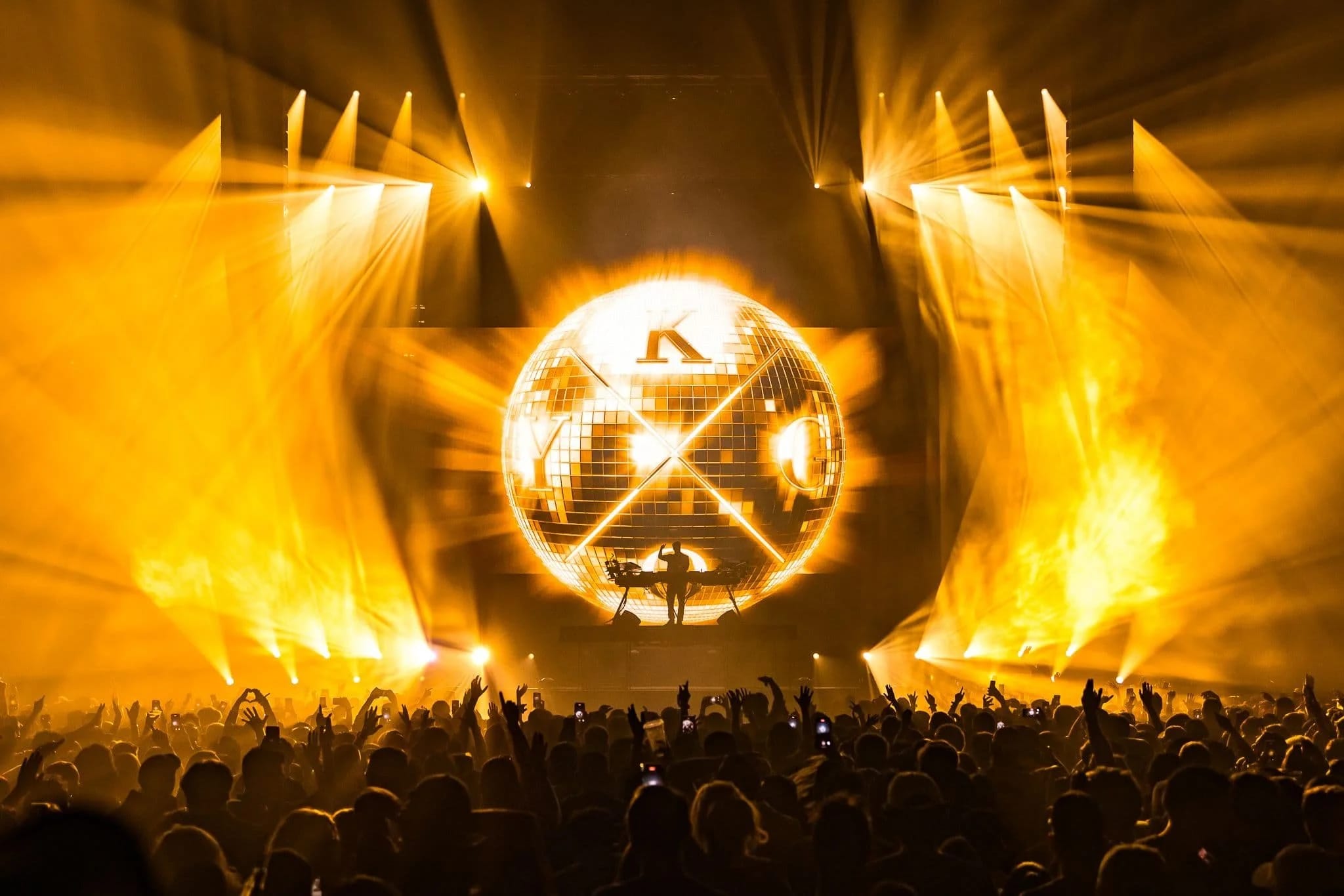 Kygo Sphere Las Vegas show visuals by Comix