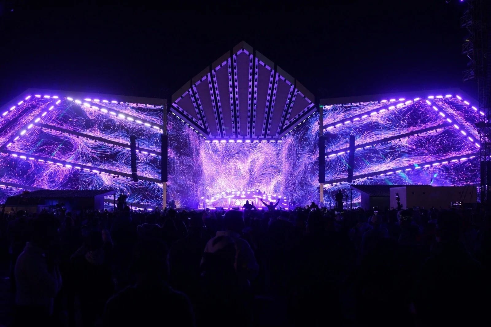MDL Beast Soundstorm festival visuals by Comix