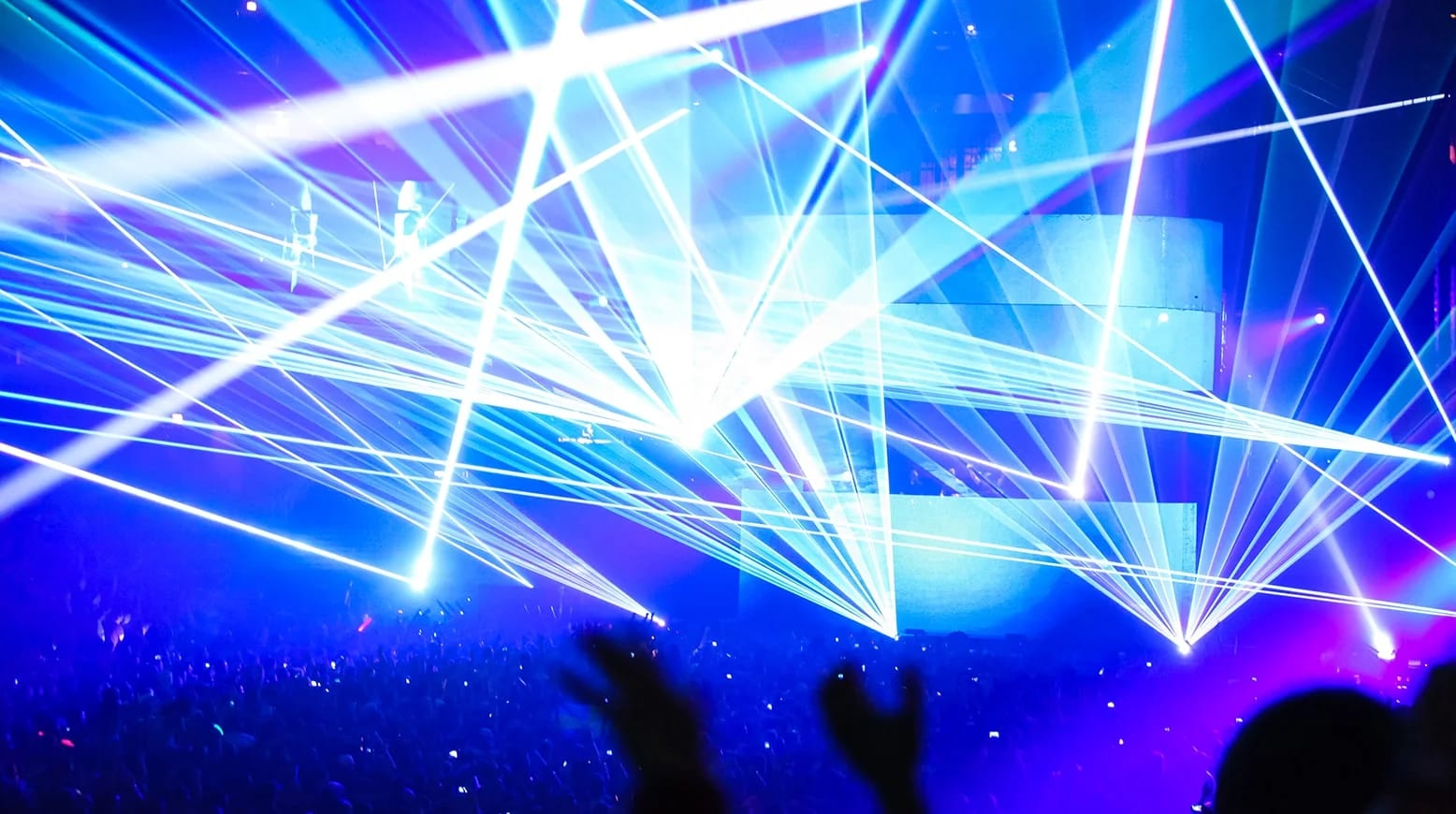 Swedish House Mafia tour visuals by Comix