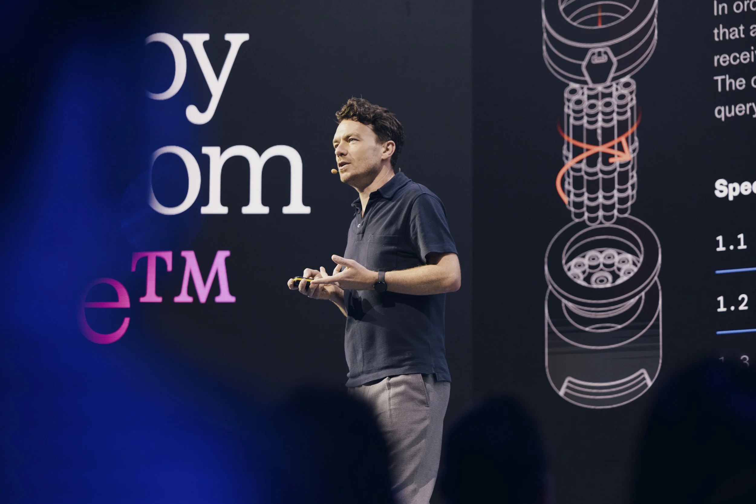 Intercom Pioneer 2024 keynote visuals by Comix
