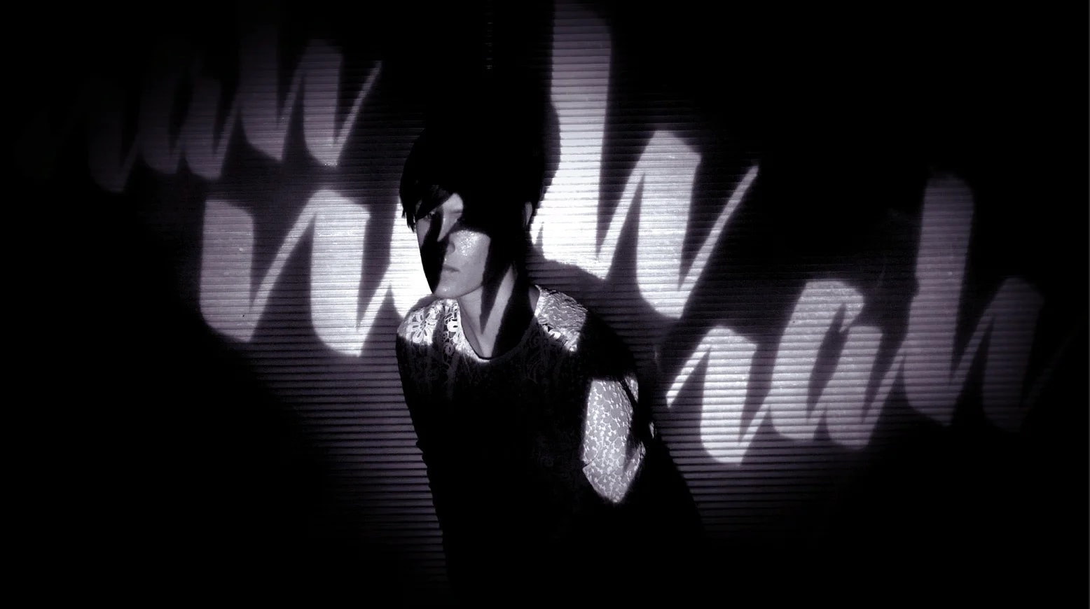 DJ Snake live show visuals by Comix