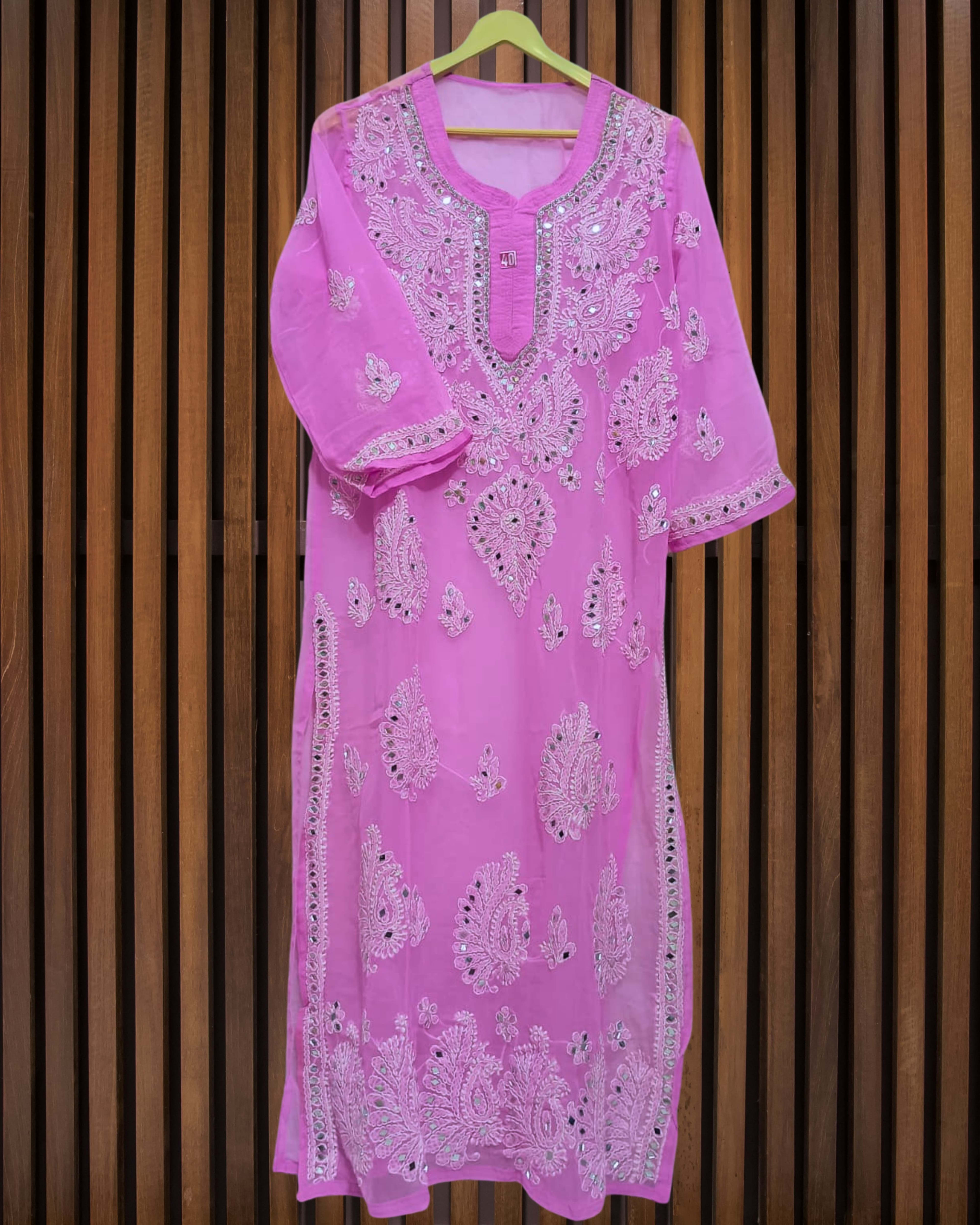 Pairahan Gulzar Kurti  Lucknowi Chikankari - Full view 2