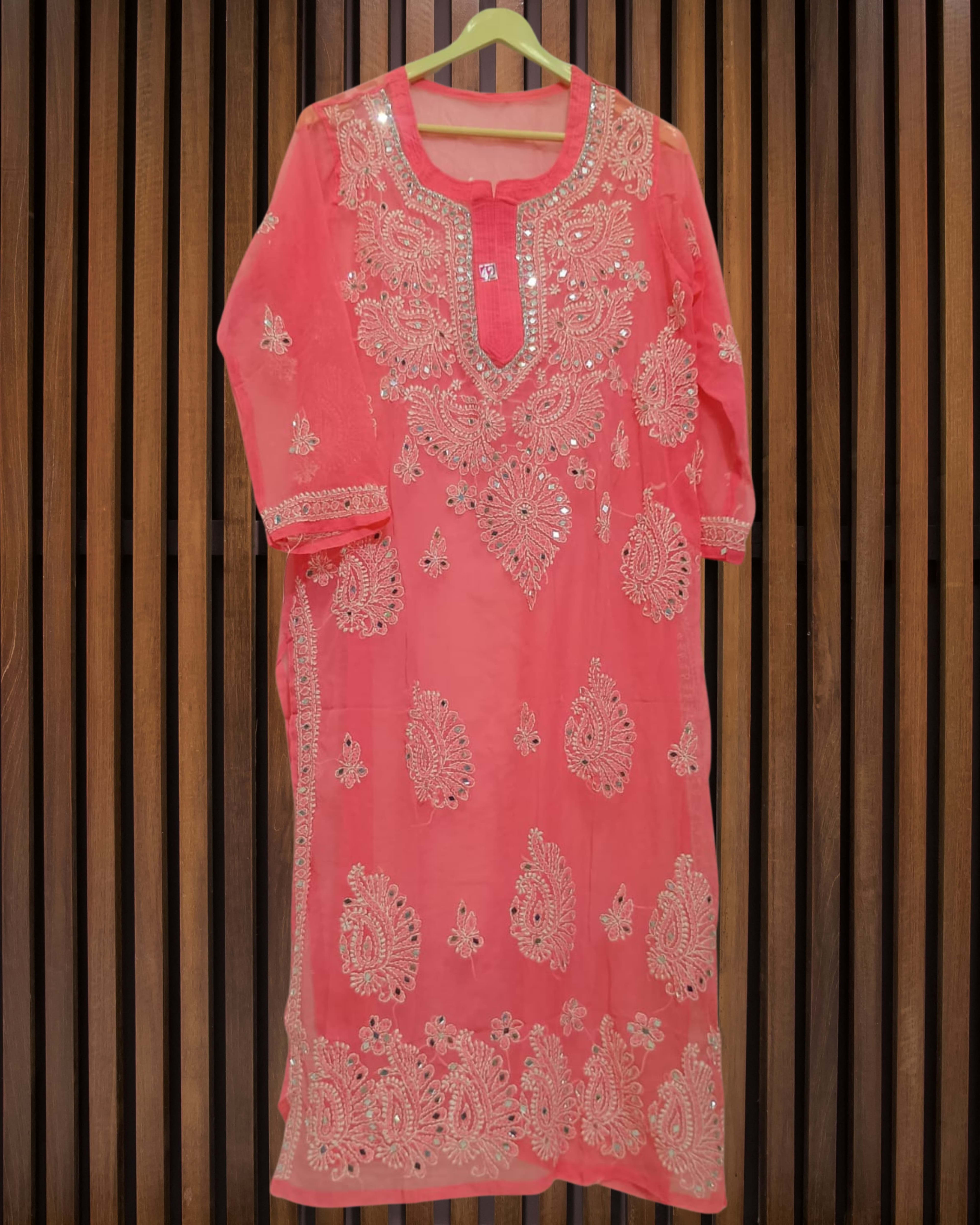 Pairahan Gulzar Kurti  Lucknowi Chikankari - Full view 7
