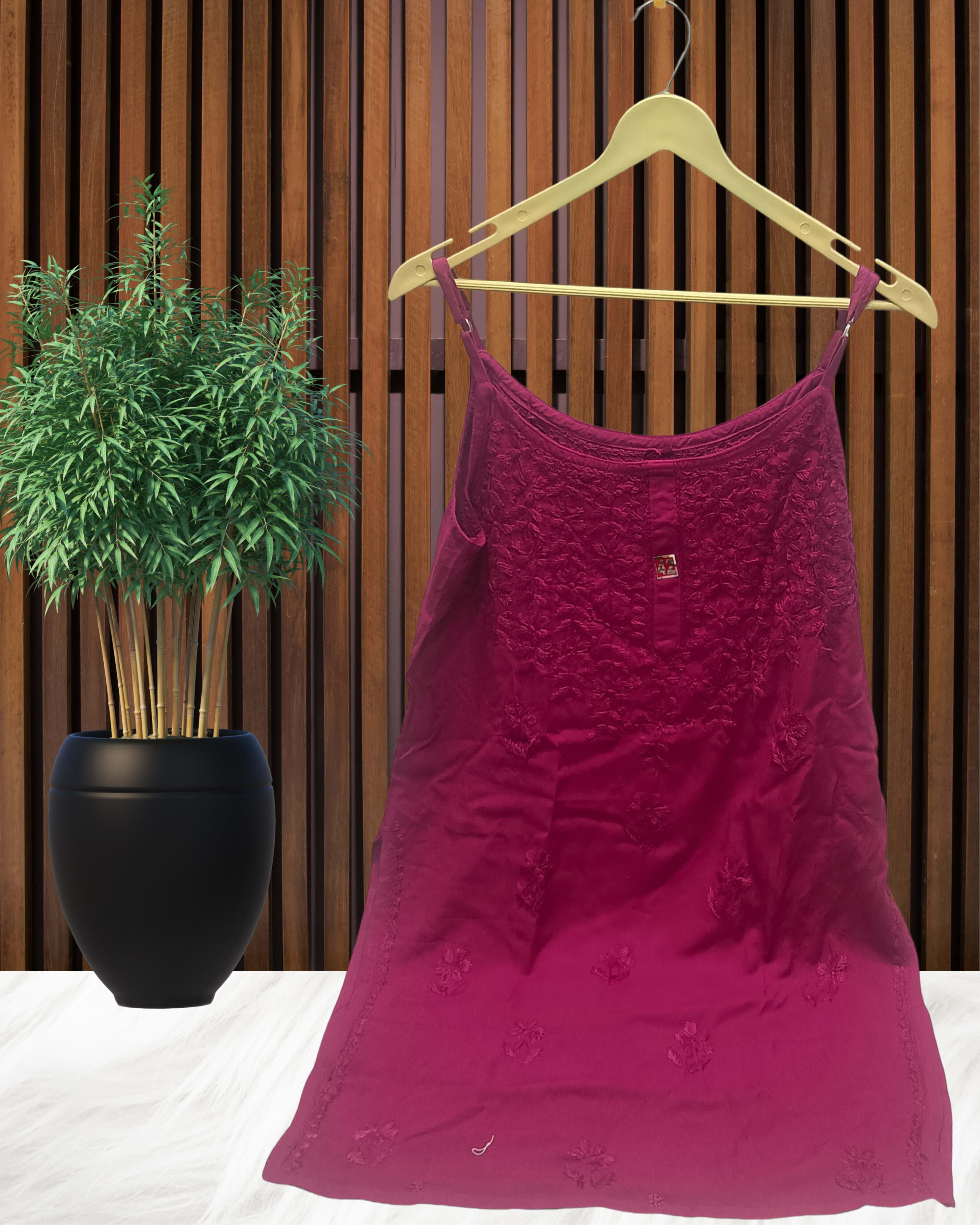 HOOR CHIKANKARI  NOODLE TOP Lucknowi Chikankari - Full view 7