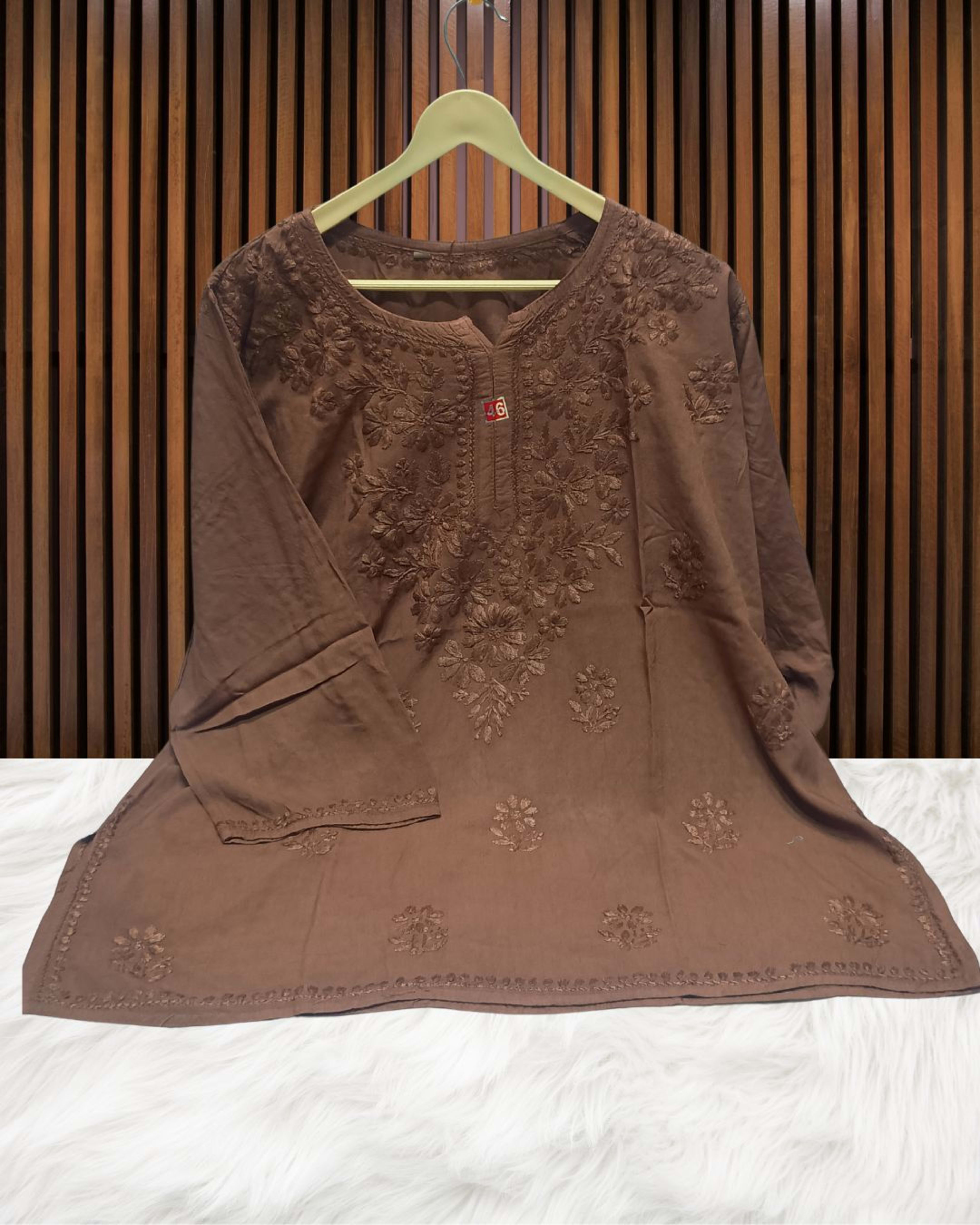 Lucknowi Handwork Short Chikankari Kurti  Lucknowi Chikankari - Full view 6