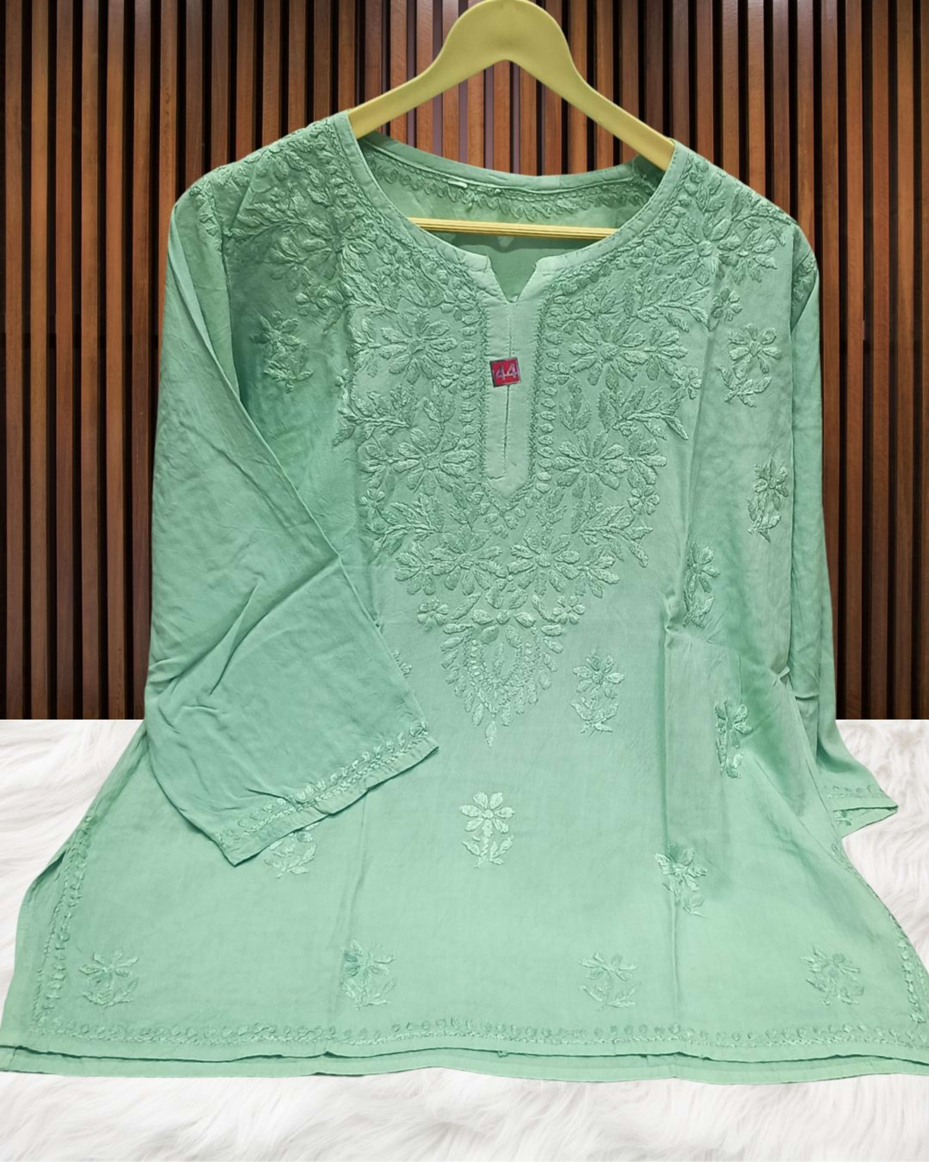 Lucknowi Handwork Short Chikankari Kurti  Lucknowi Chikankari - Full view 20