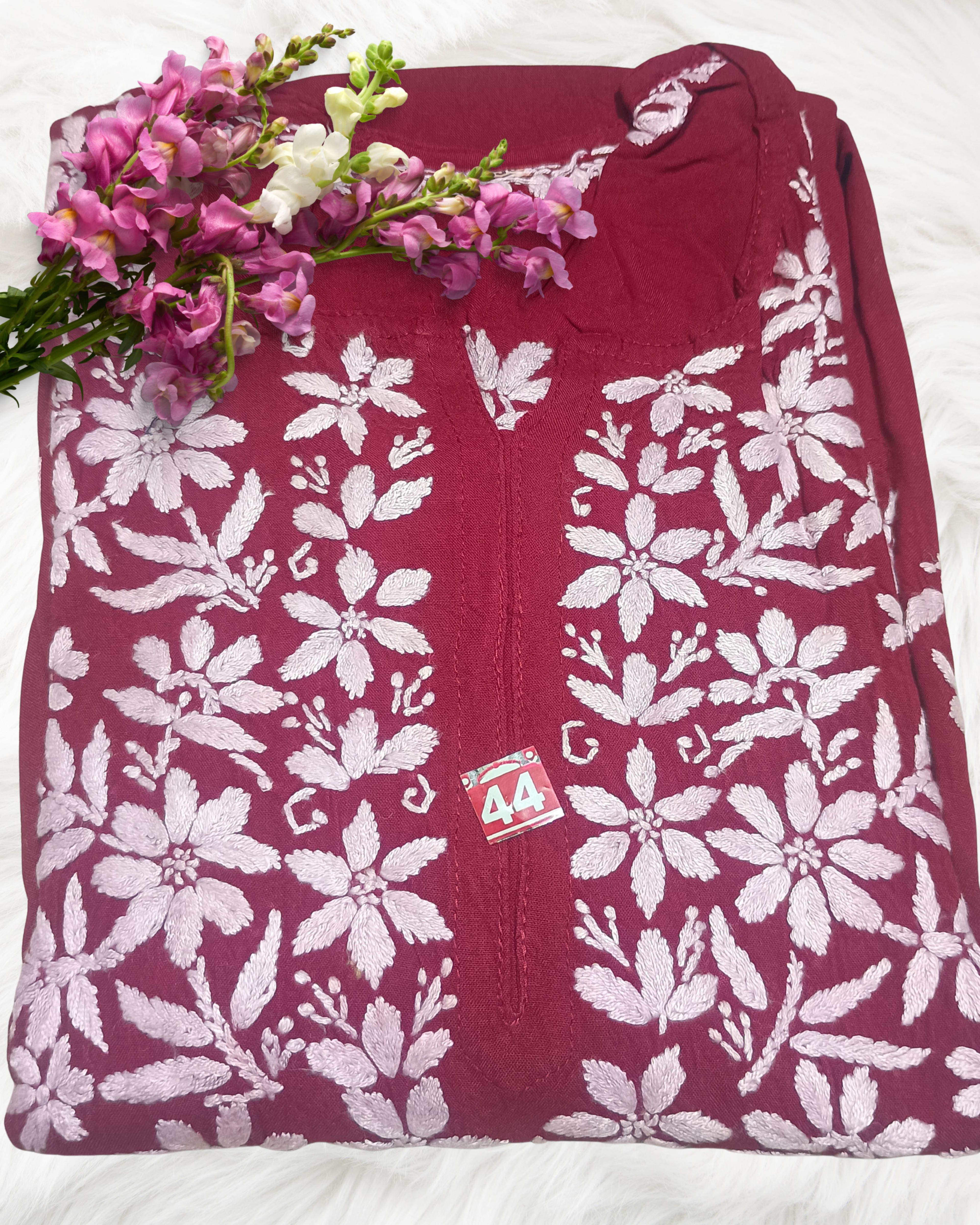 Lucknowi Handwork Chikankari Kurti – White Thread Lucknowi Chikankari - Full view 7