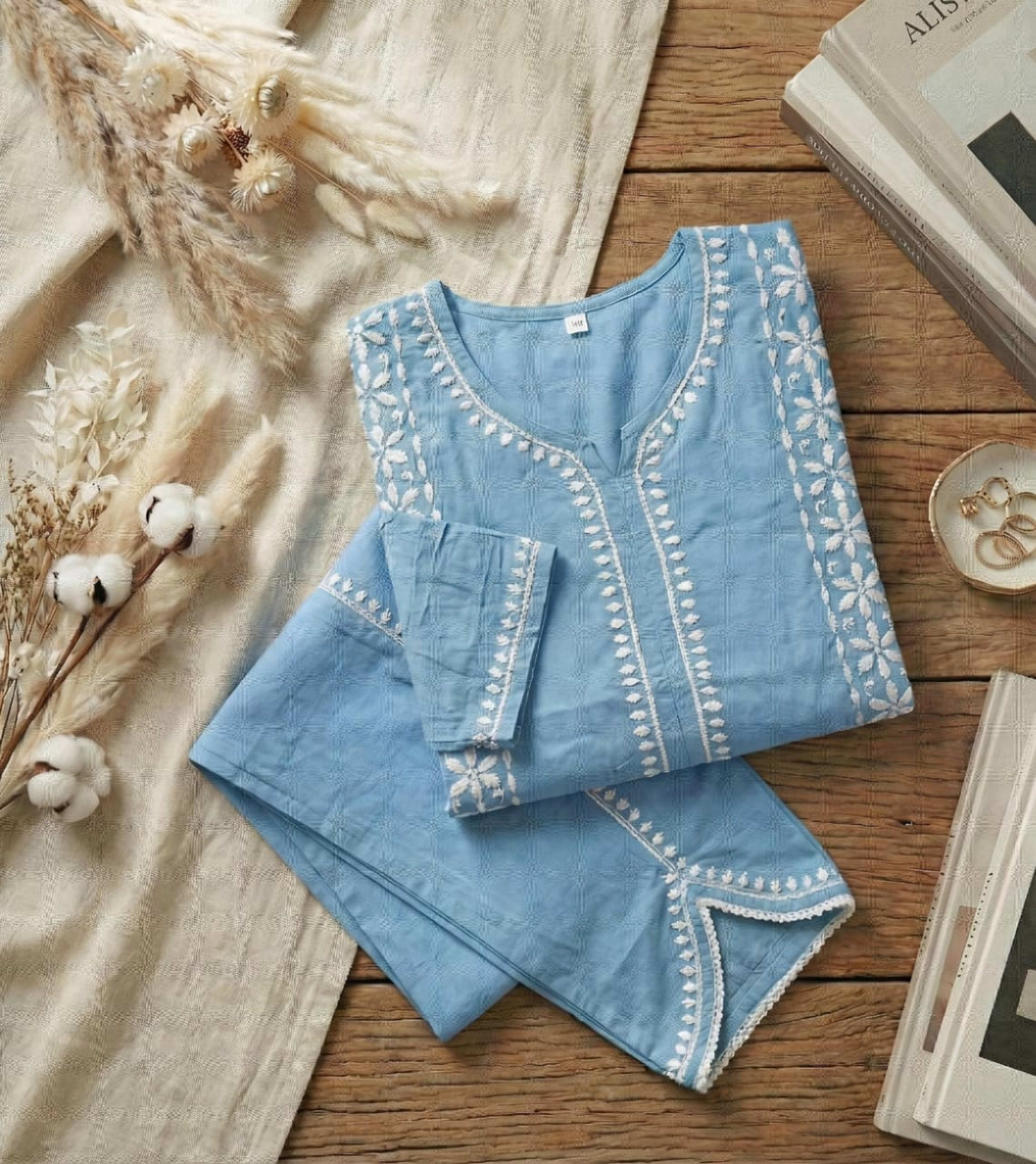 Premium Rayon Chikankari Short Kurti with Tulip Pants (Fusion Set) Lucknowi Chikankari - Full view 4