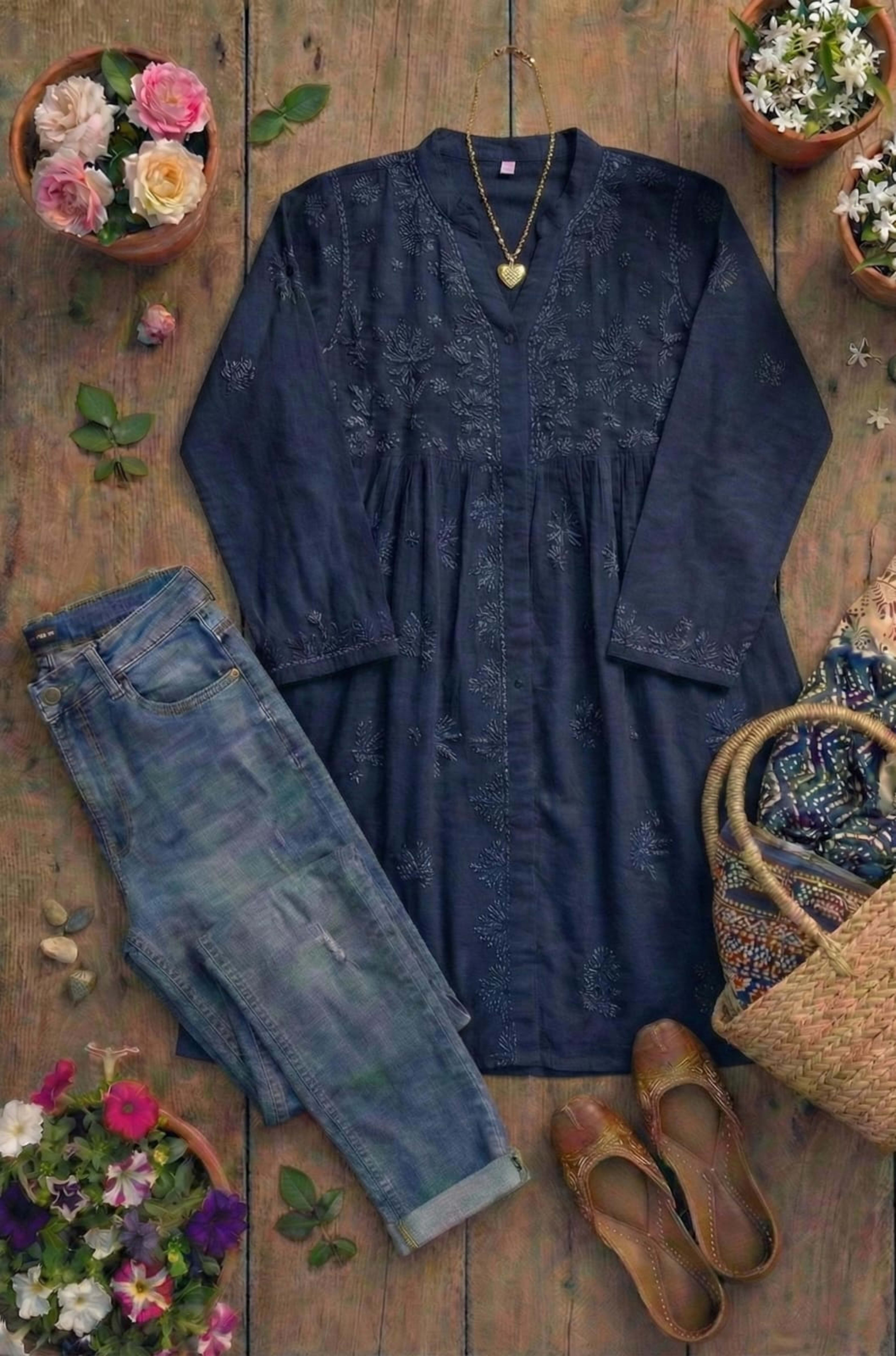 Premium Lucknowi Chikankari Short Anarkali (16kg Heavy Rayon) Lucknowi Chikankari - Full view 3