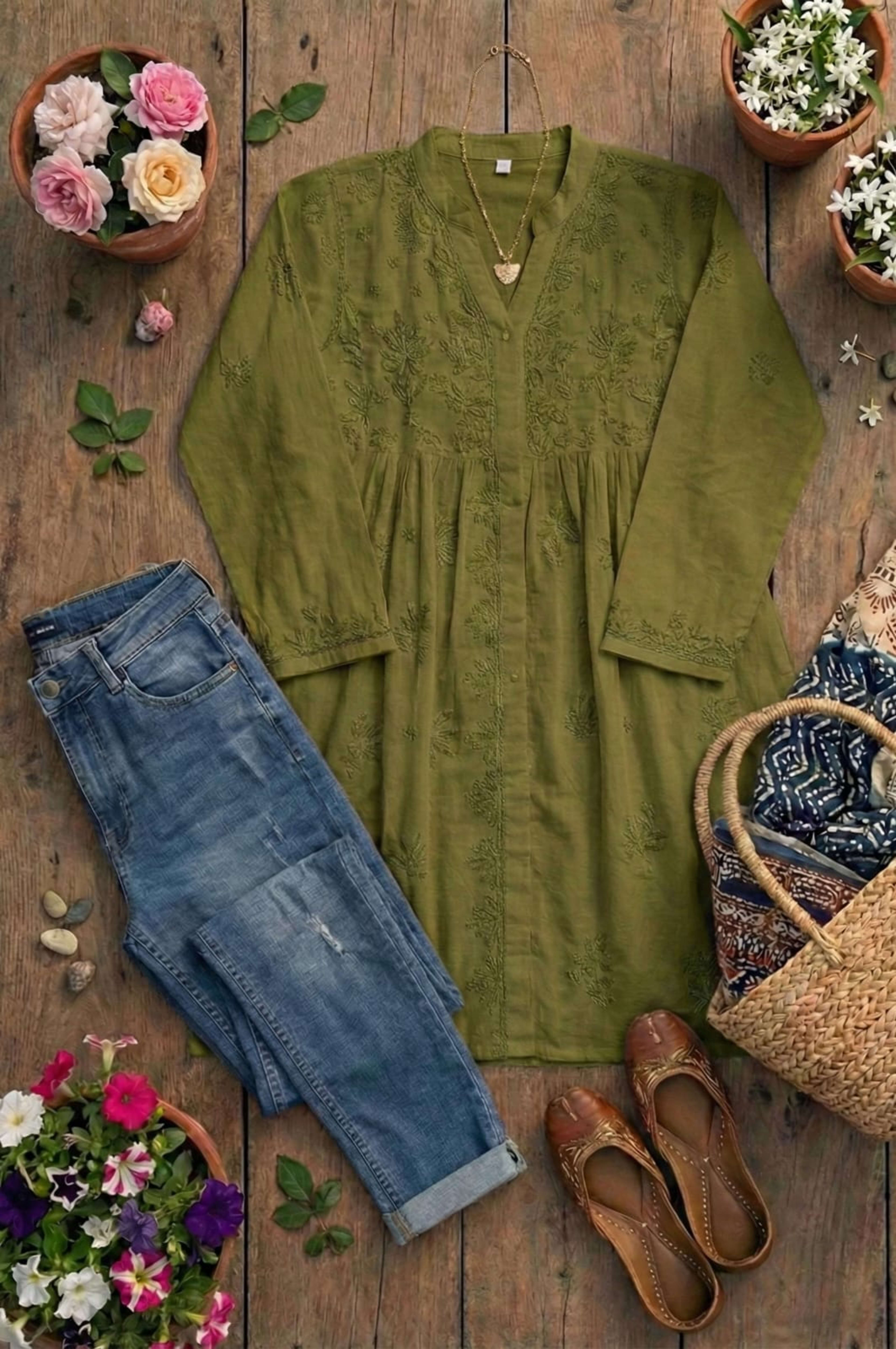 Premium Lucknowi Chikankari Short Anarkali (16kg Heavy Rayon) Lucknowi Chikankari - Full view 5