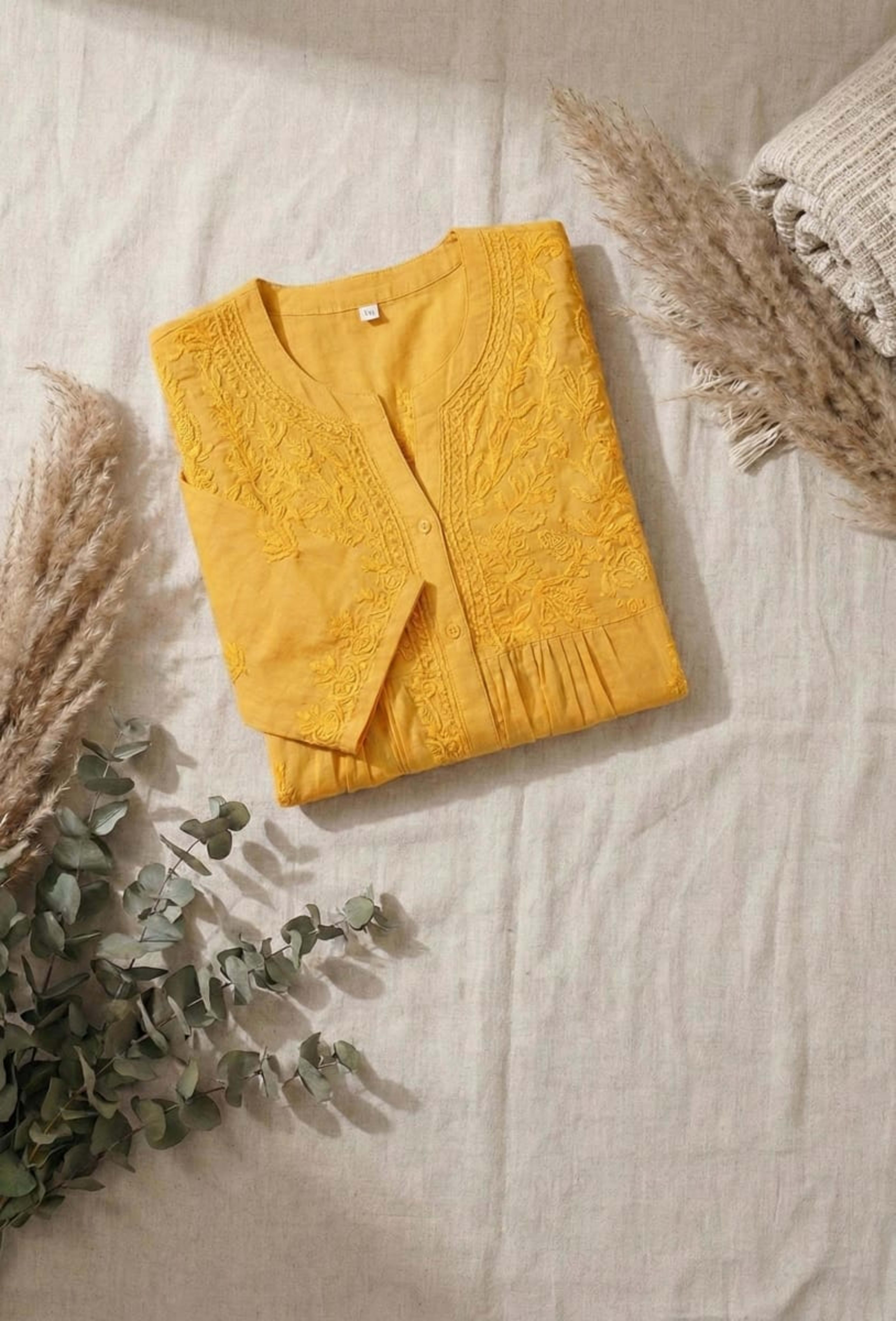 Premium 16kg Rayon Pleated Short Kurti (V-Neck with Buttons) Lucknowi Chikankari - Full view 4