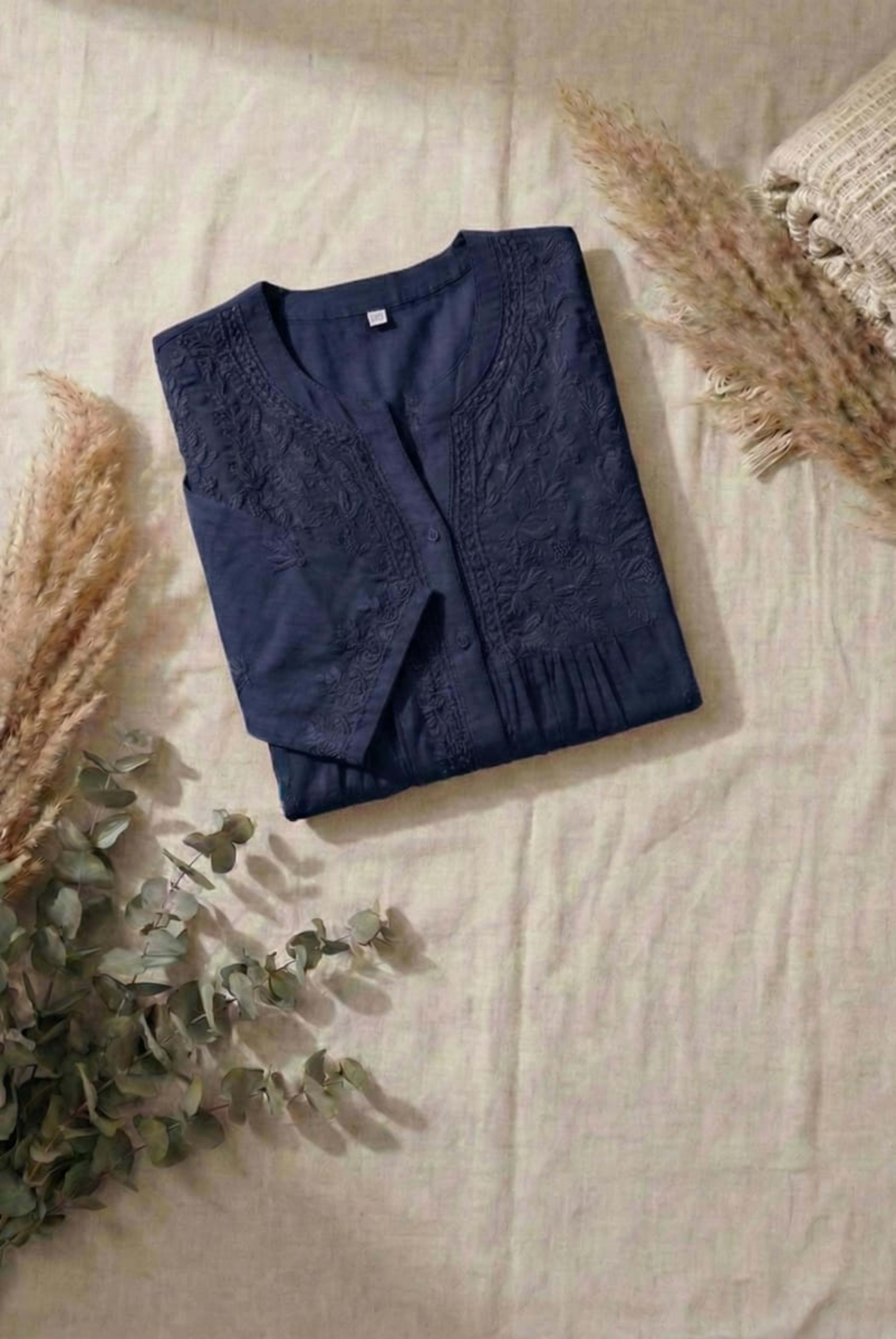 Premium 16kg Rayon Pleated Short Kurti (V-Neck with Buttons) Lucknowi Chikankari - Full view 6