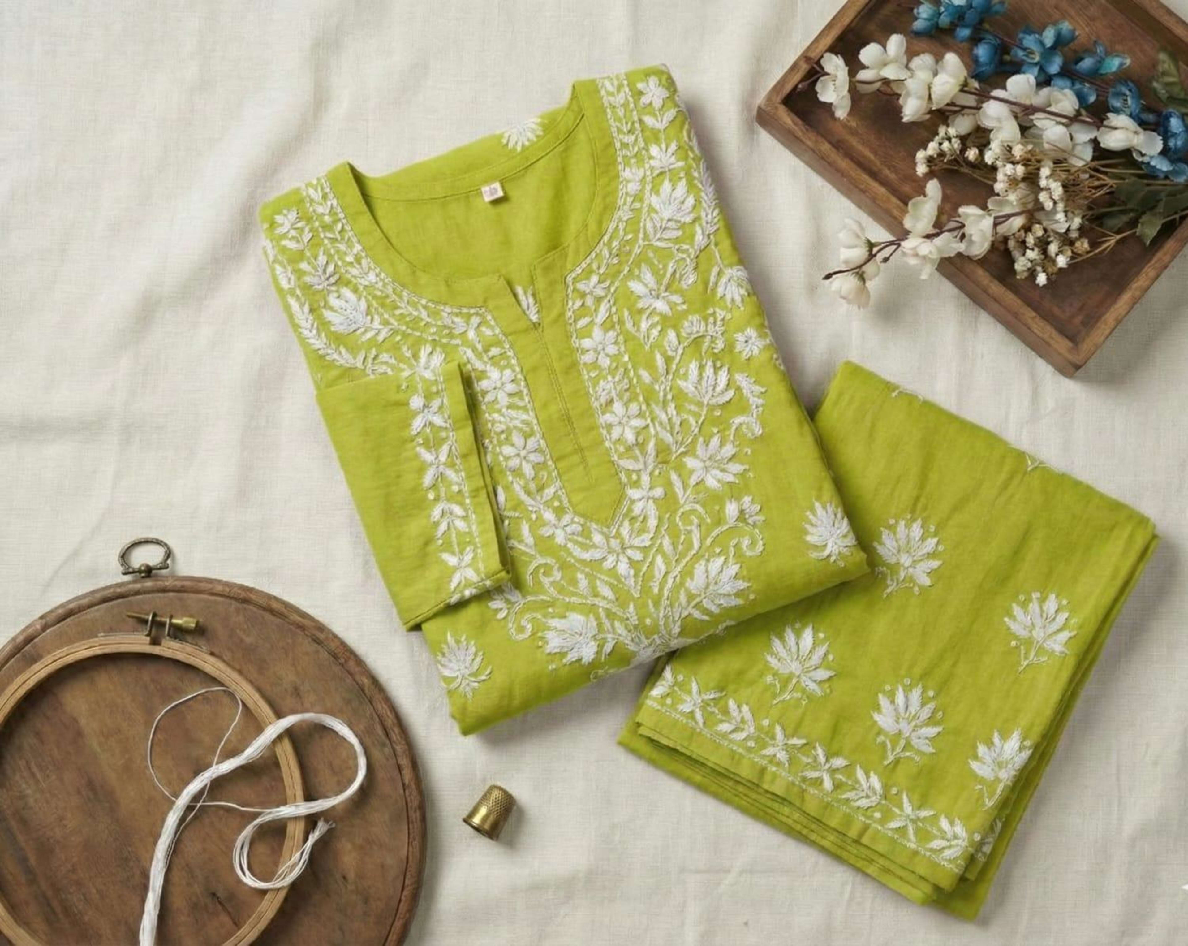 Soft-Touch Rayon Handcrafted Chikankari Set Lucknowi Chikankari - Full view 4