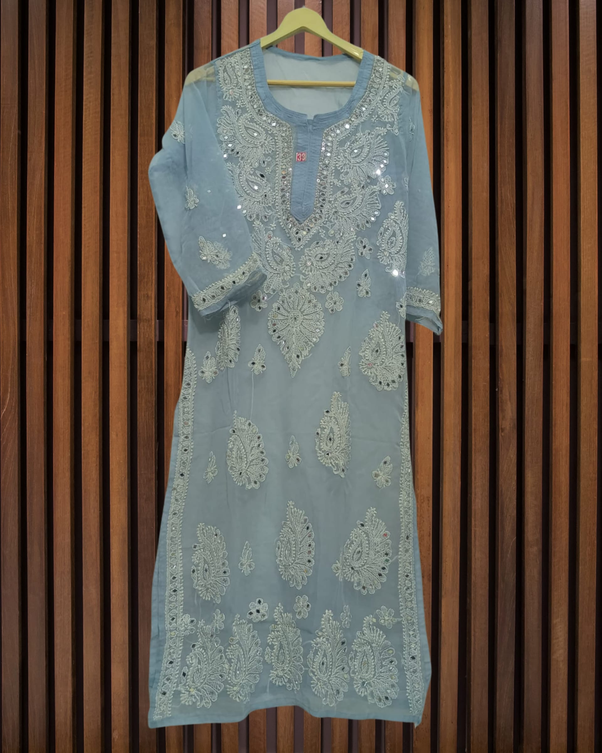 Pairahan Gulzar Kurti Lucknowi Chikankari - Full view 11