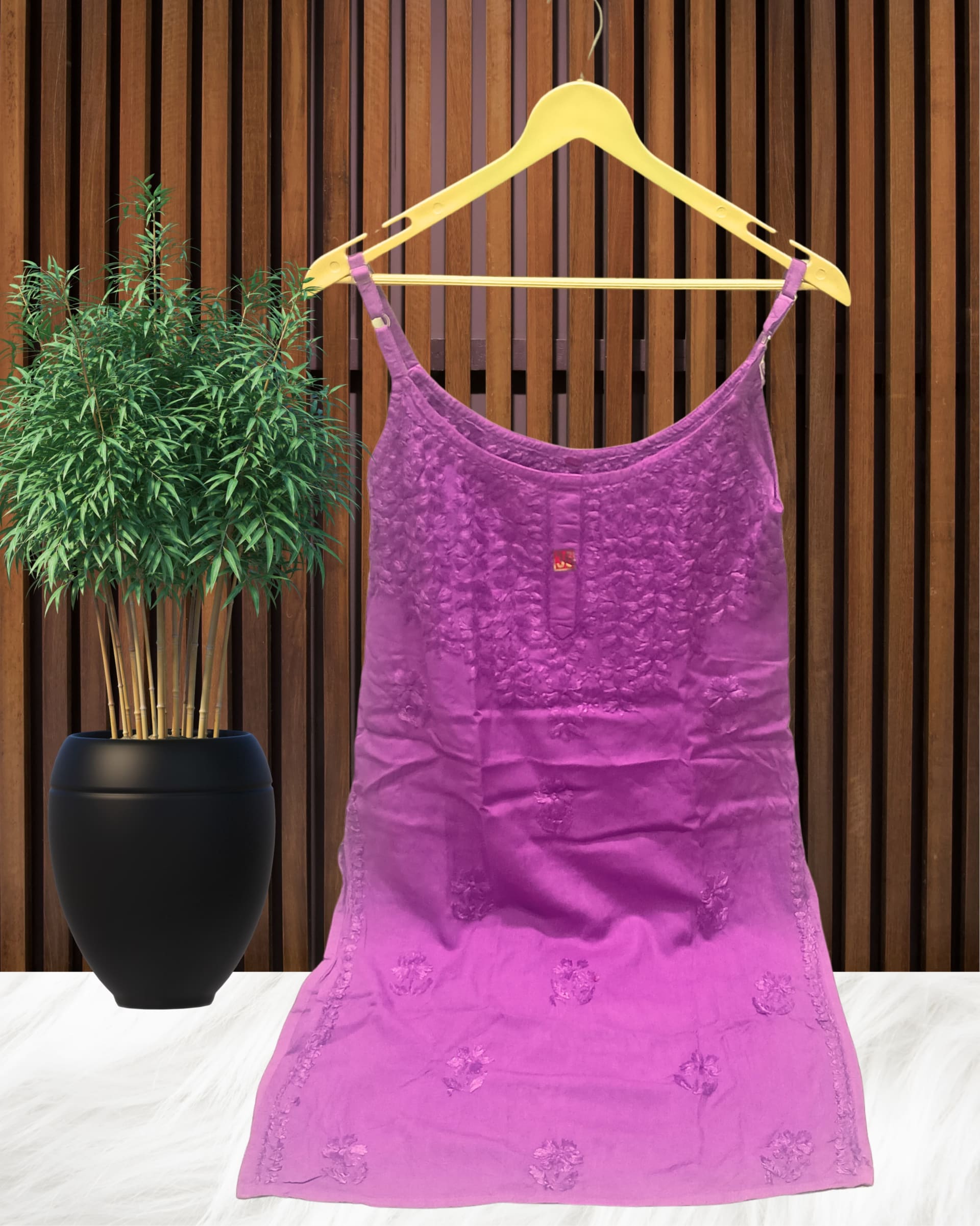 HOOR CHIKANKARI NOODLE TOP Lucknowi Chikankari - Full view 9
