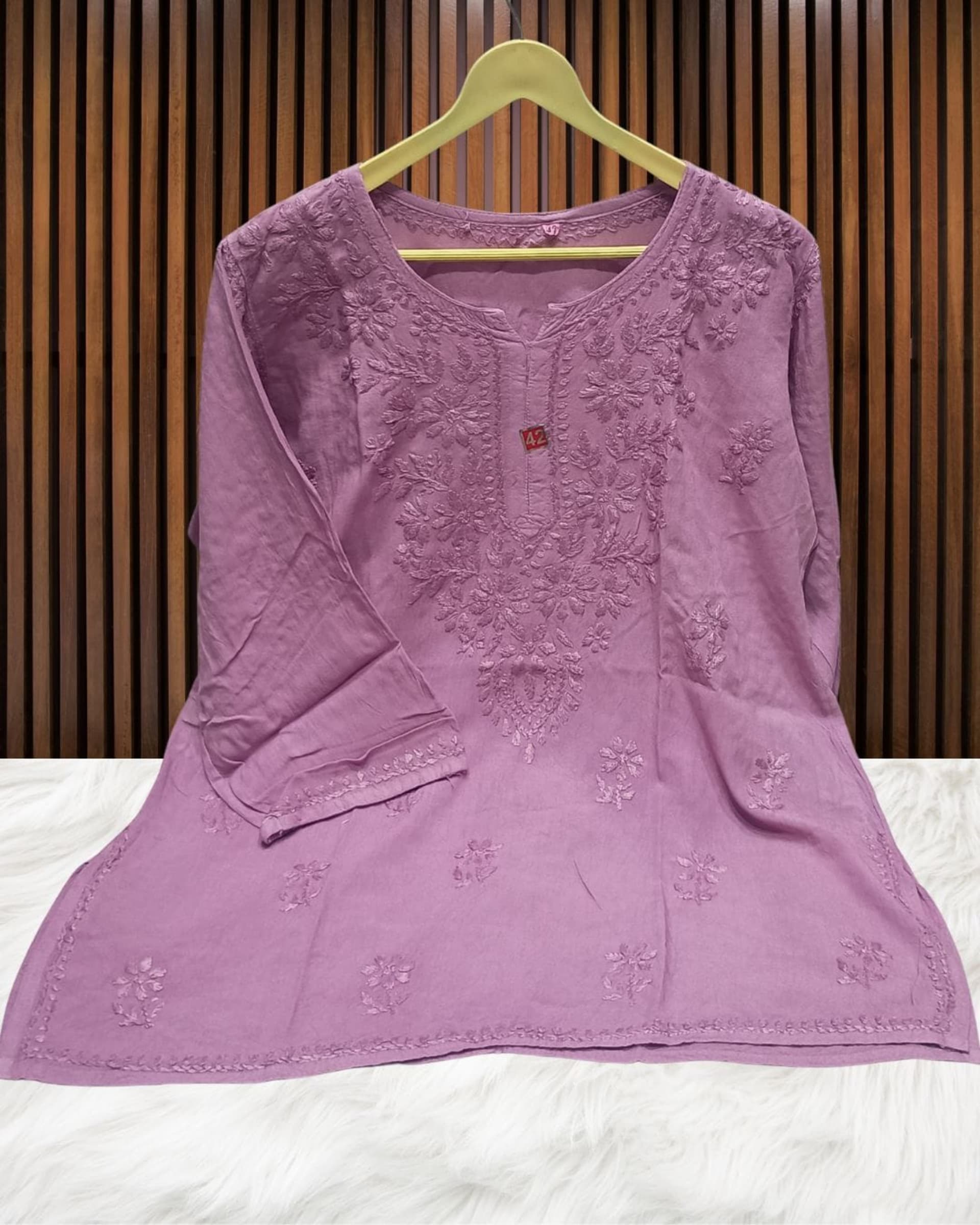 NOOR CHIKANKARI SHORT TOP Lucknowi Chikankari - Full view 12